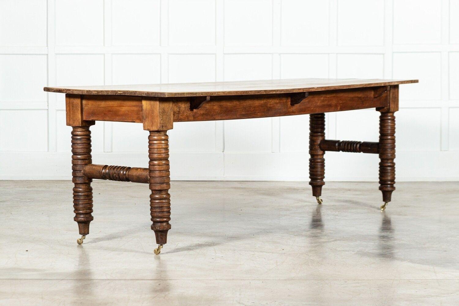 Large 19thC English Oak Table For Sale 10