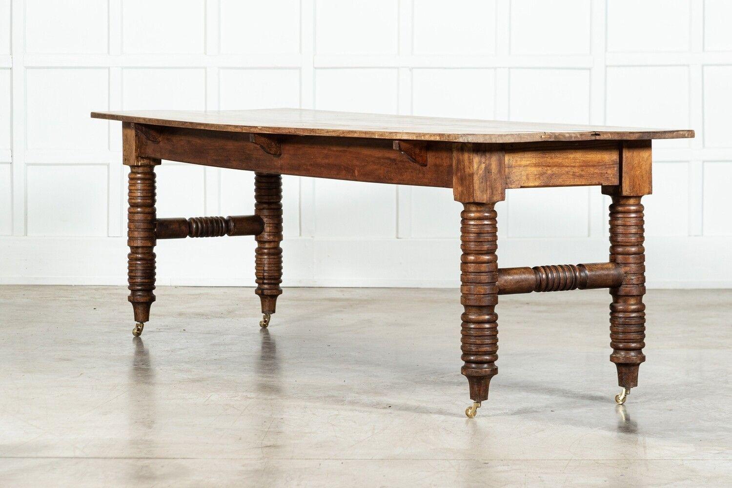Large 19thC English Oak Table For Sale 1