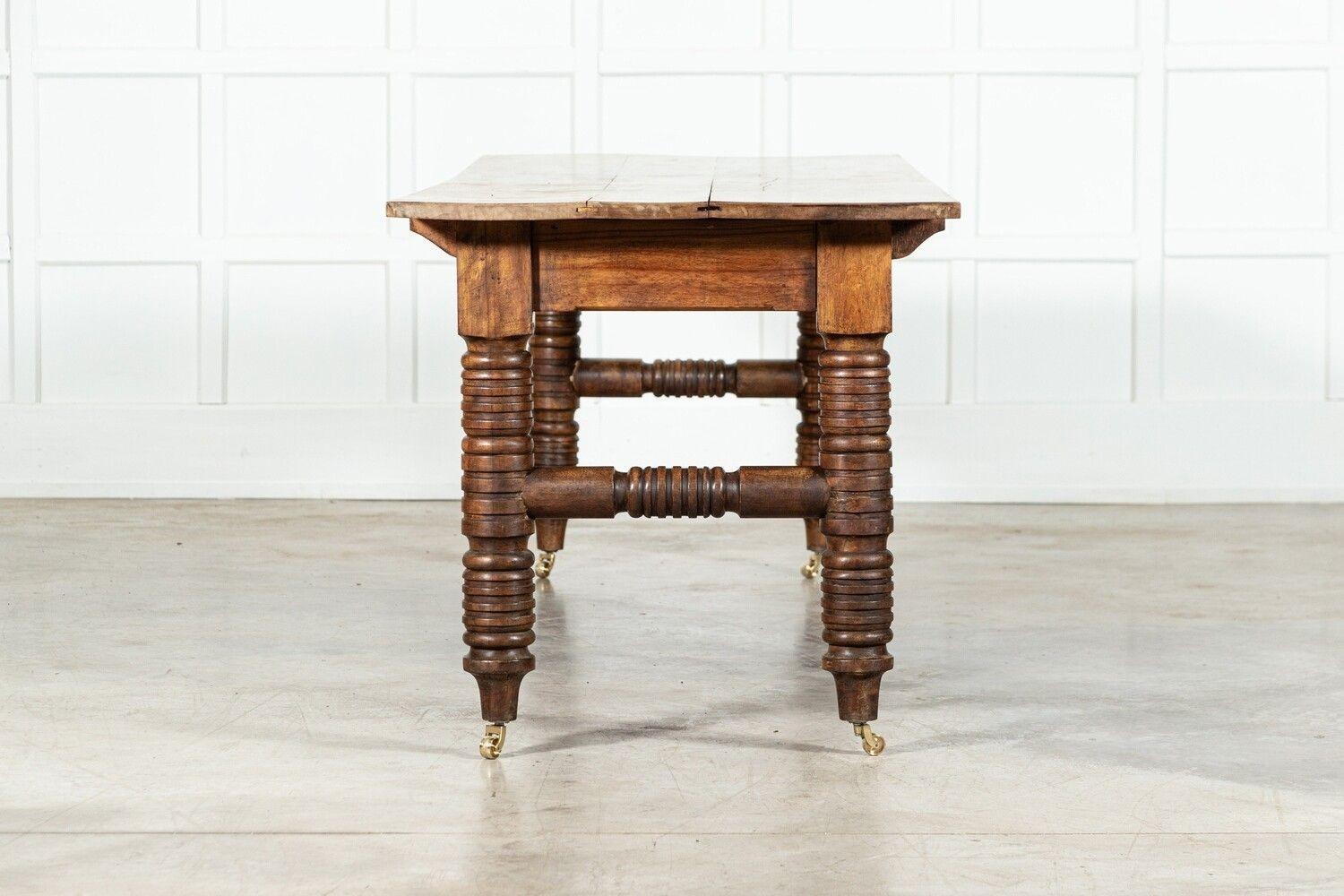 Large 19thC English Oak Table For Sale 3