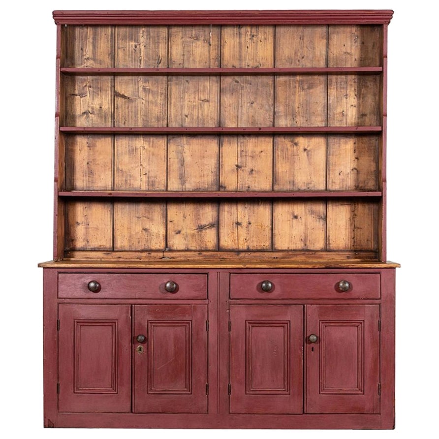 Grande cassettone inglese in pino dipinto del XIX secolo