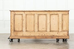 Grande cassetto da banco in pino inglese del XIX secolo