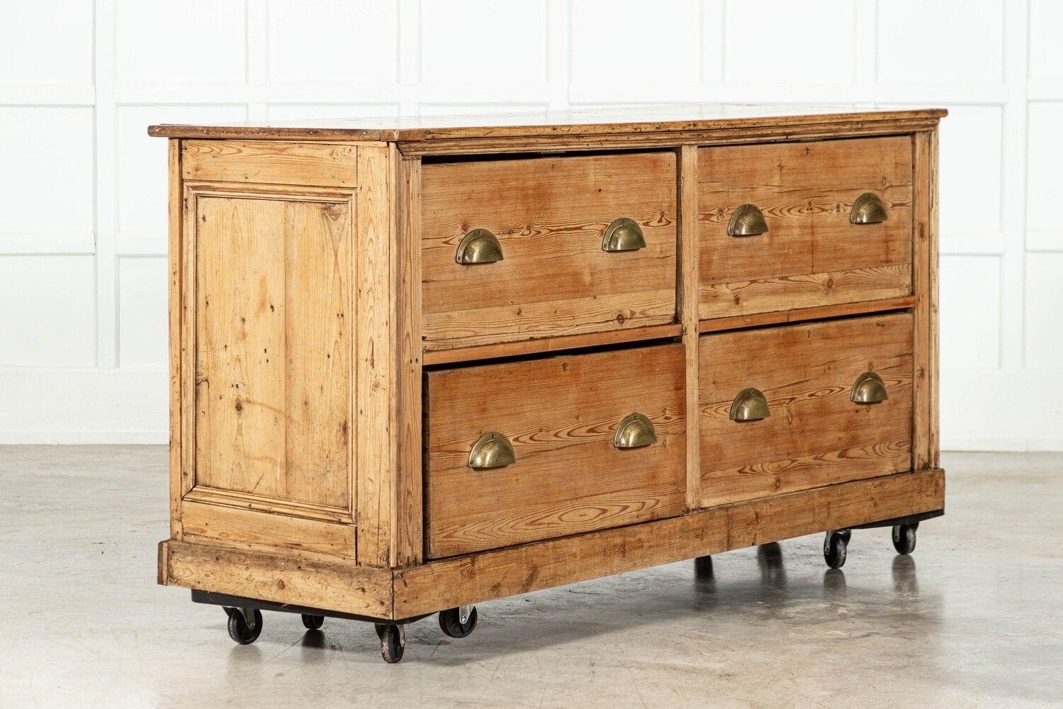 Large 19thC English Pine Counter Drawers In Good Condition For Sale In Staffordshire, GB