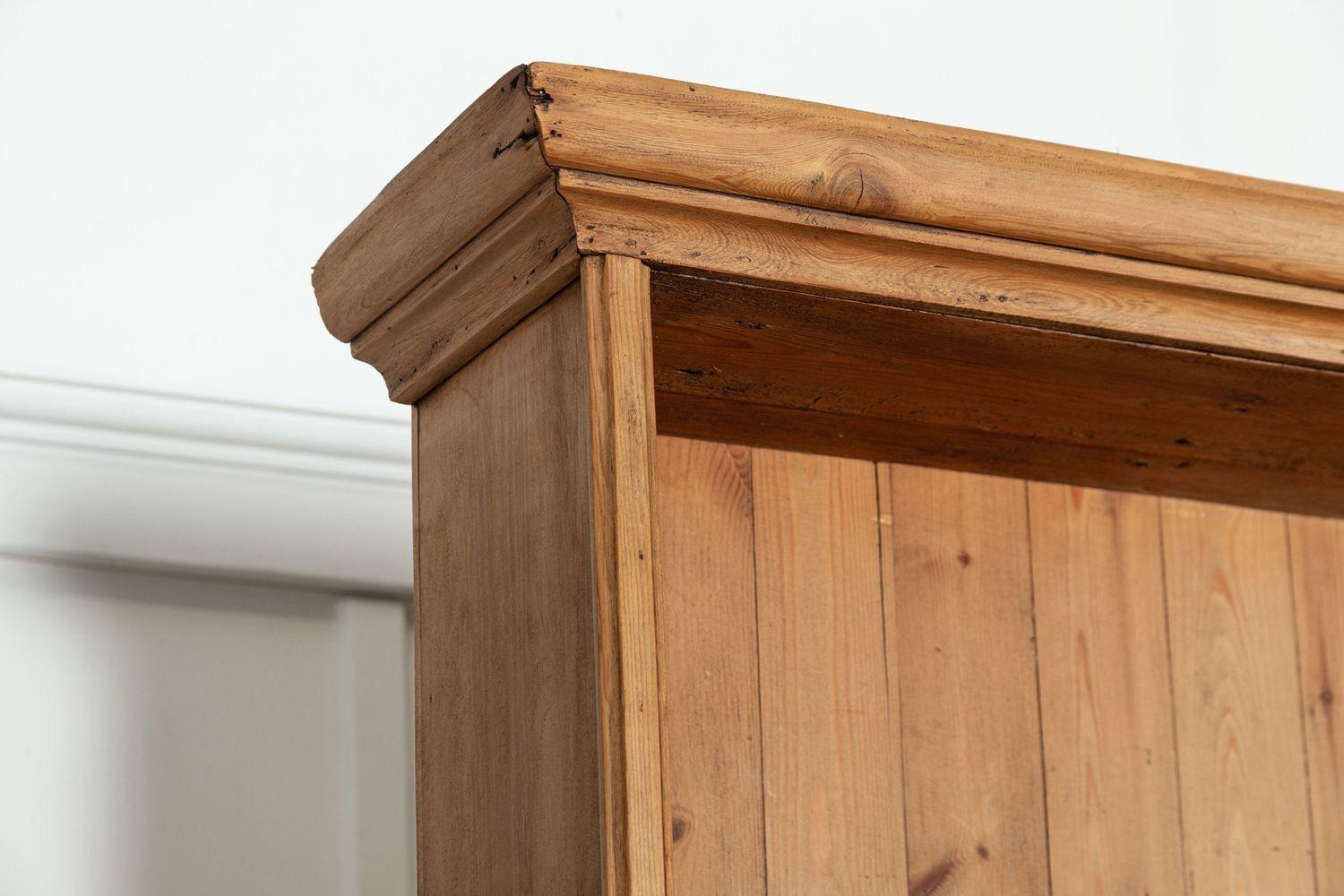 Large 19thC English Pine Dresser For Sale 7