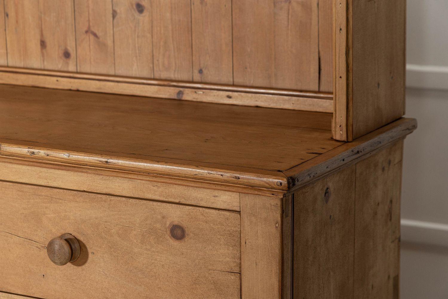 Large 19thC English Pine Dresser For Sale 8