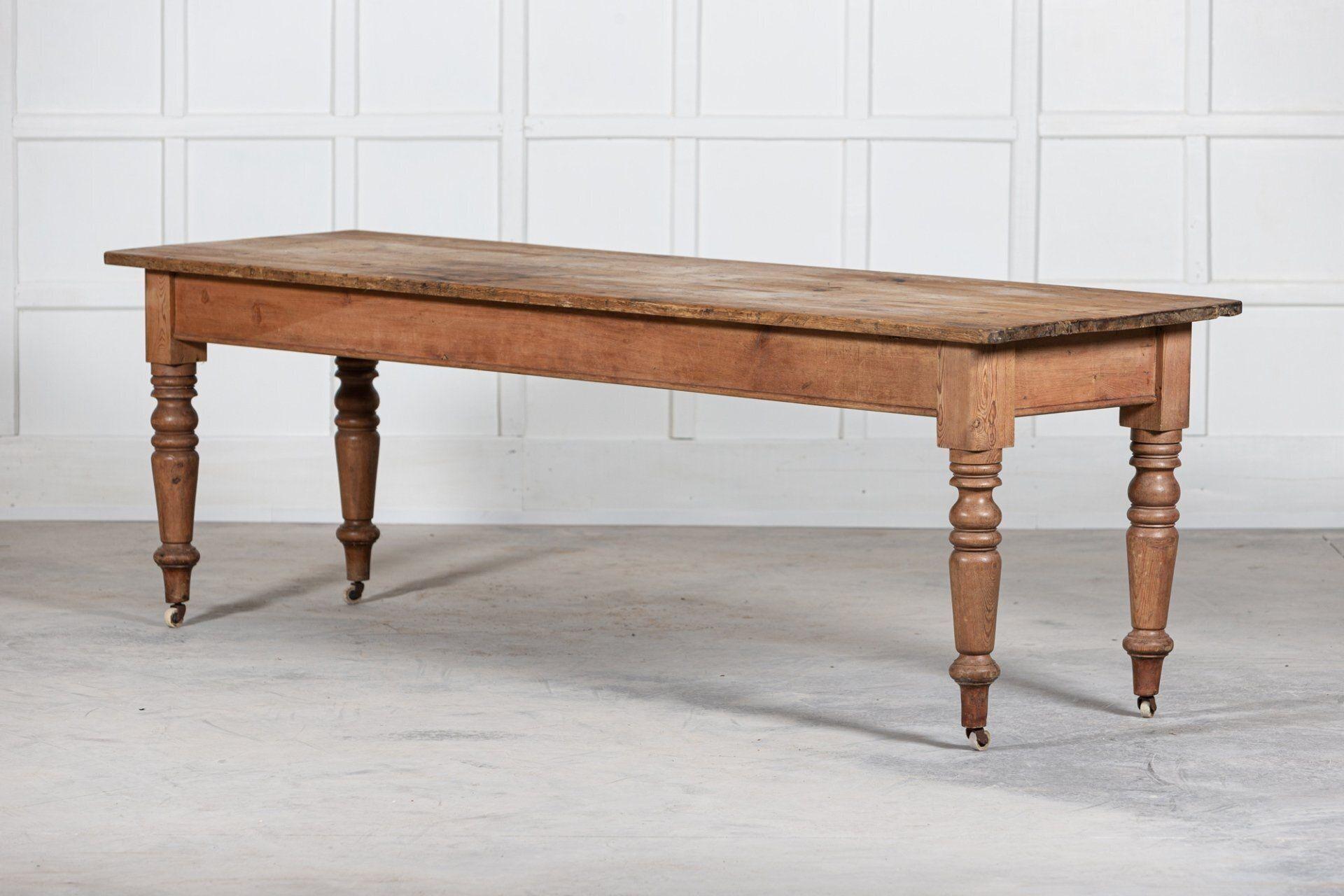 Large 19thC English Pine Farmhouse Table For Sale 7
