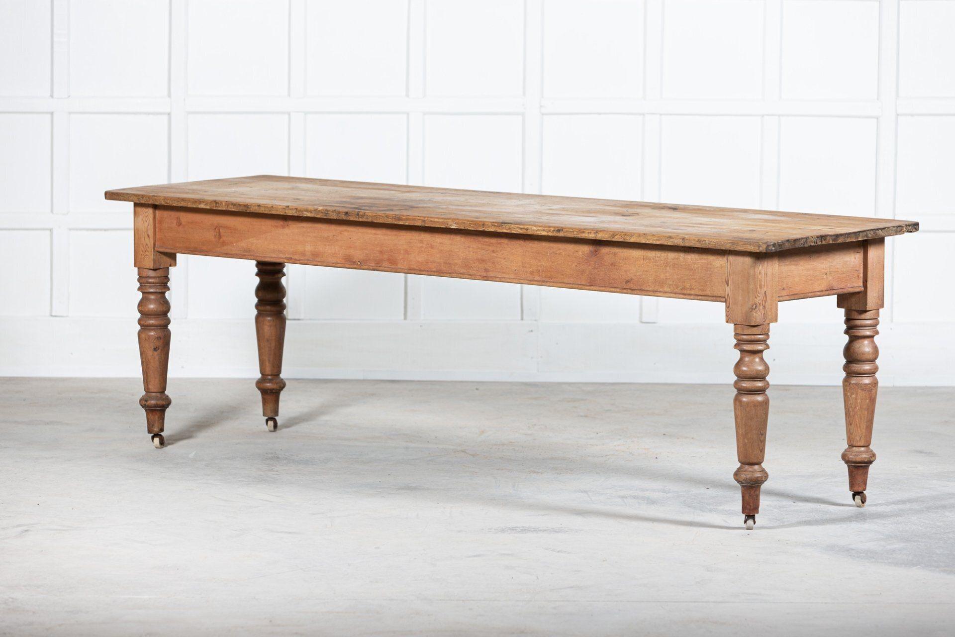 19th Century Large 19thC English Pine Farmhouse Table For Sale