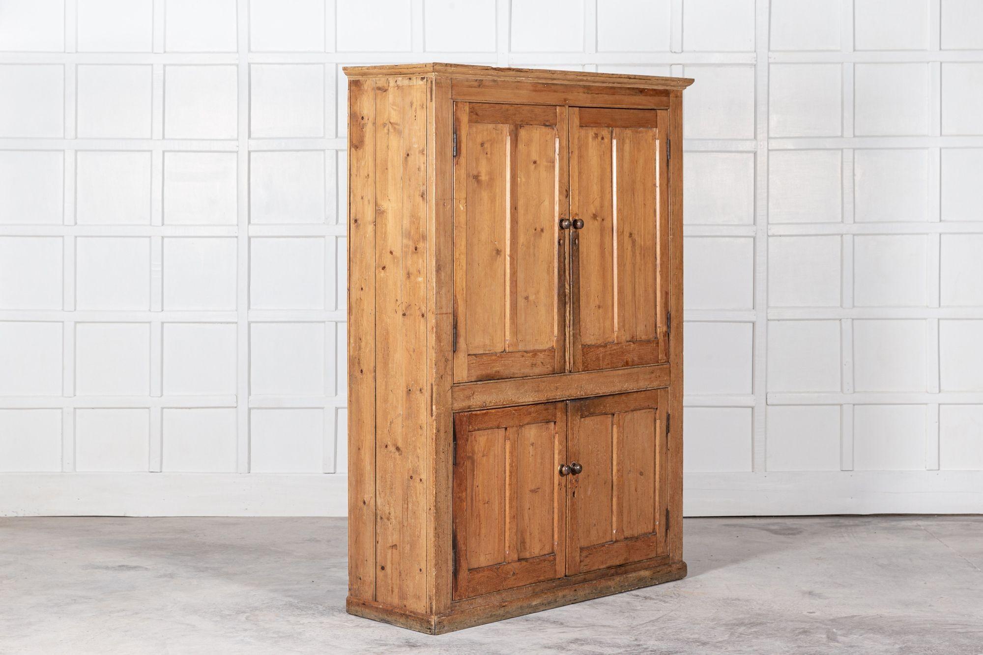 Large 19thC English Pine Housekeepers Cupboard In Good Condition For Sale In Staffordshire, GB