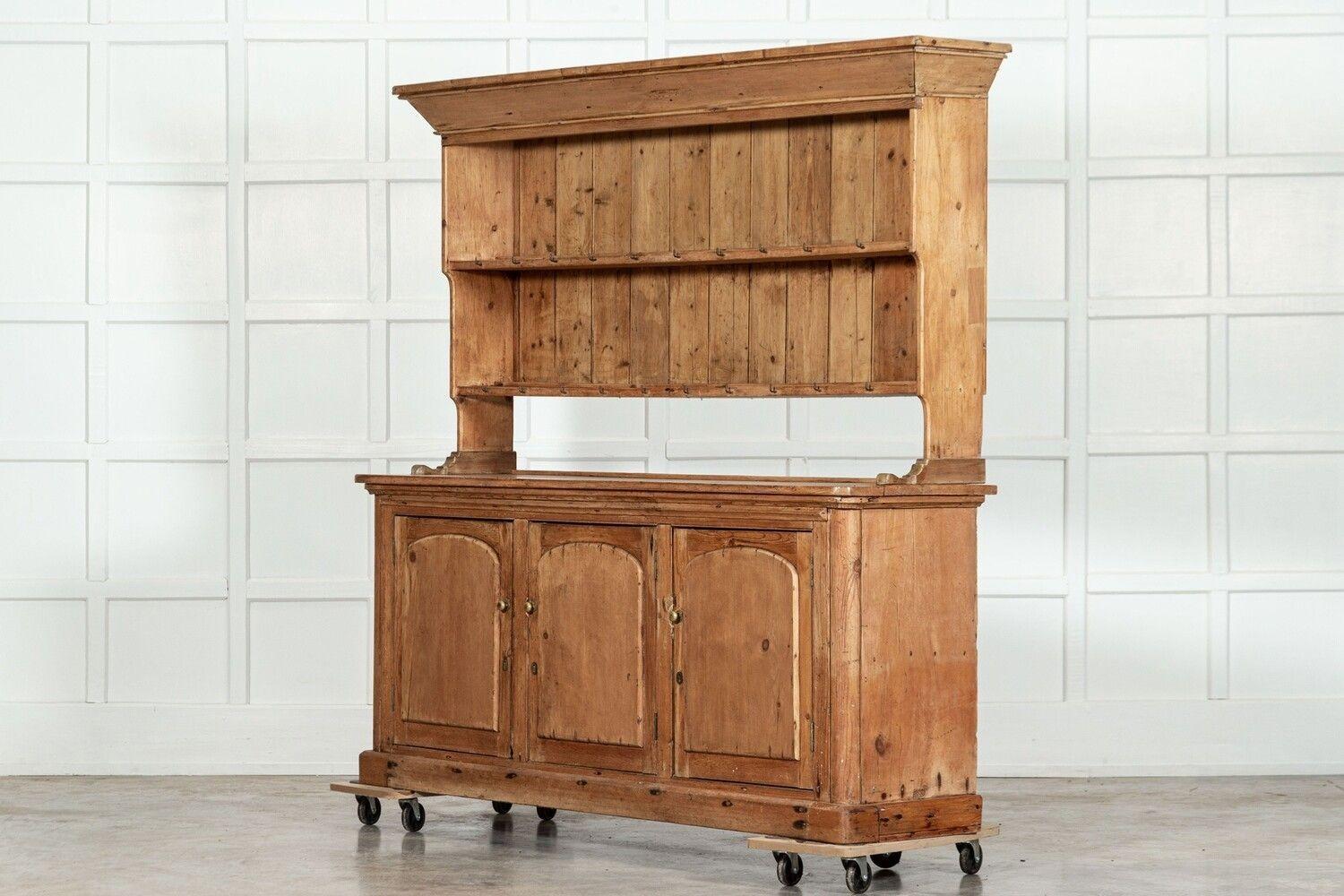 Large 19thc English Pine Vernacular Dresser For Sale 2