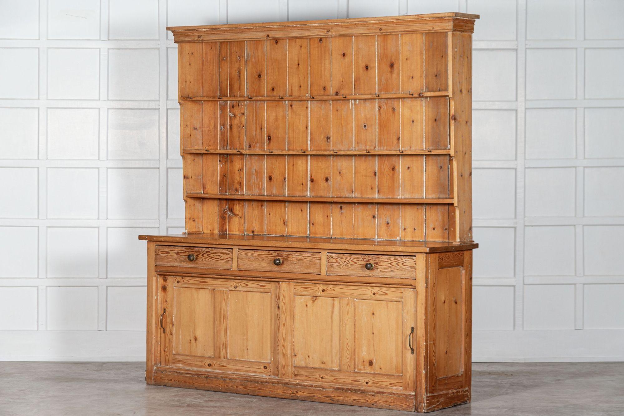 Large 19th Century English Pine Waterfall Dresser 1