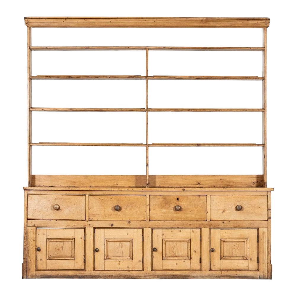 Large 19thC English Vernacular Pine Dresser in vendita