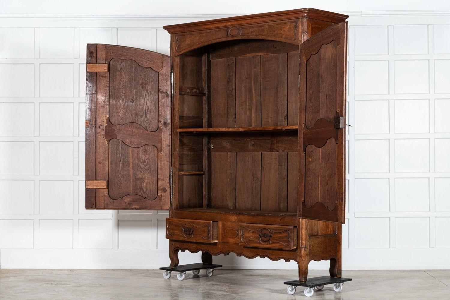 Large 19thC French Oak Armoire For Sale 2