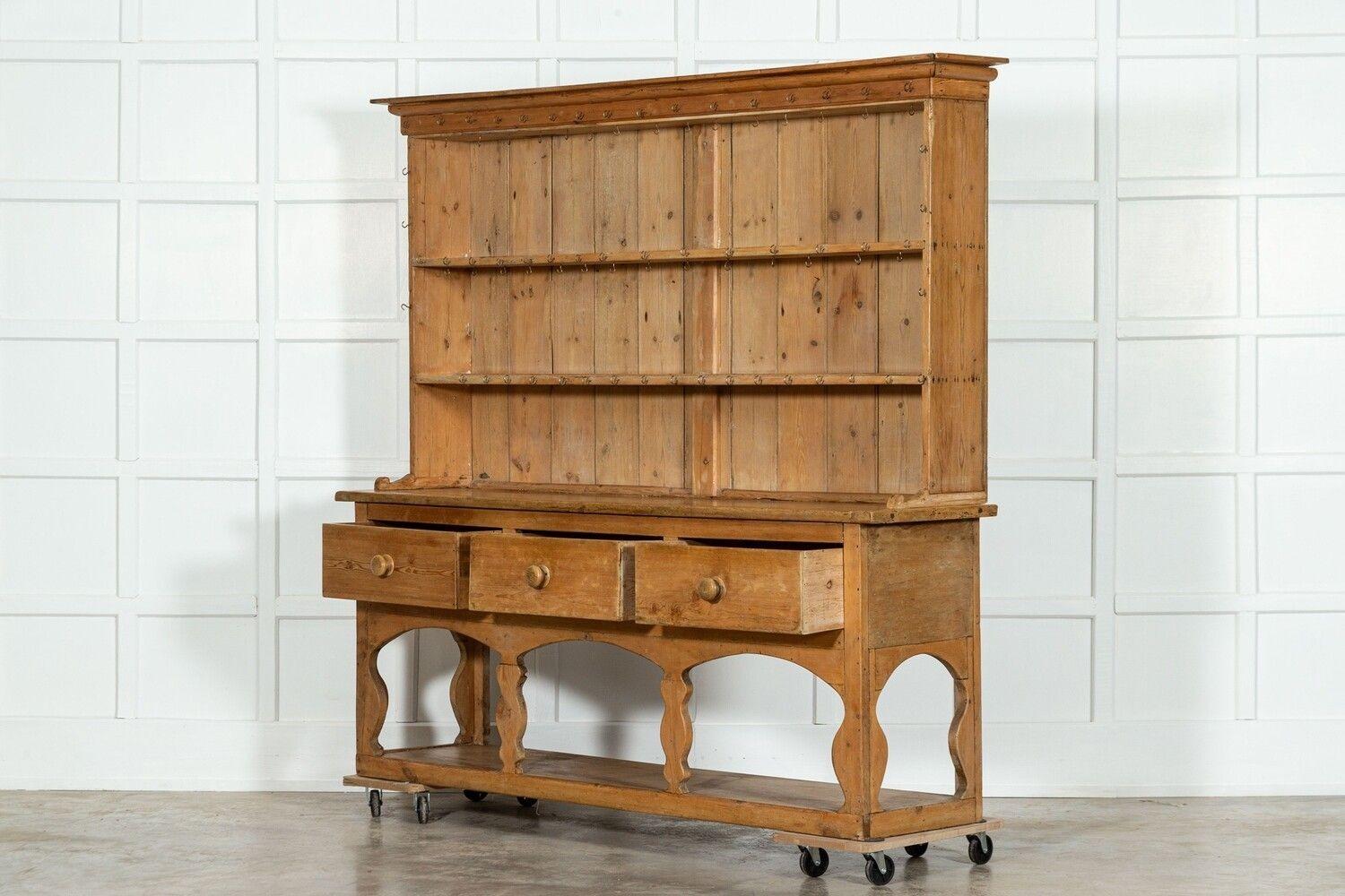 Large 19thC Irish Pine Potboard Dresser For Sale 1