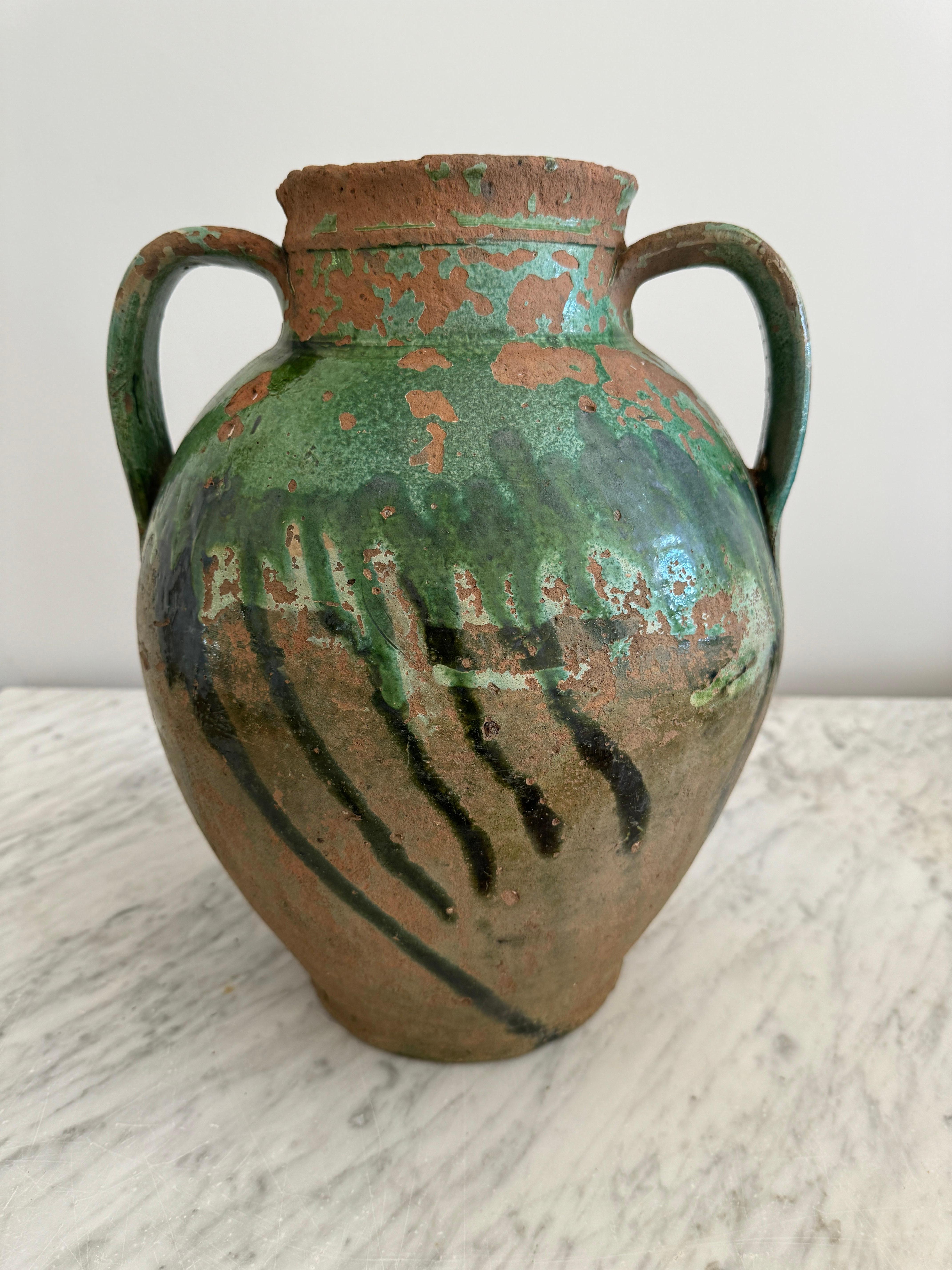 Rustico Vaso grande a 2 manici con smaltatura verde in vendita