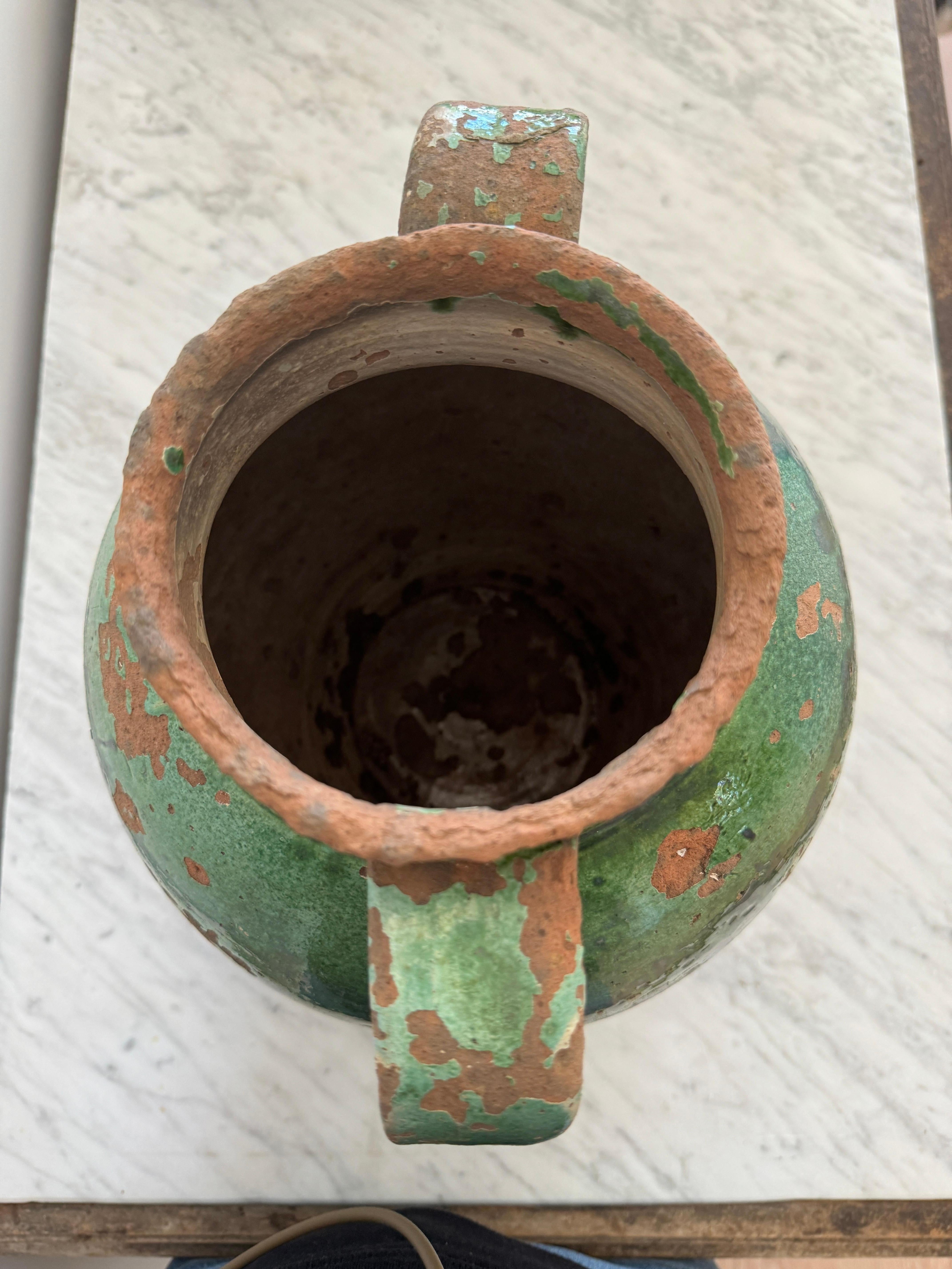 Vaso grande a 2 manici con smaltatura verde in vendita 1