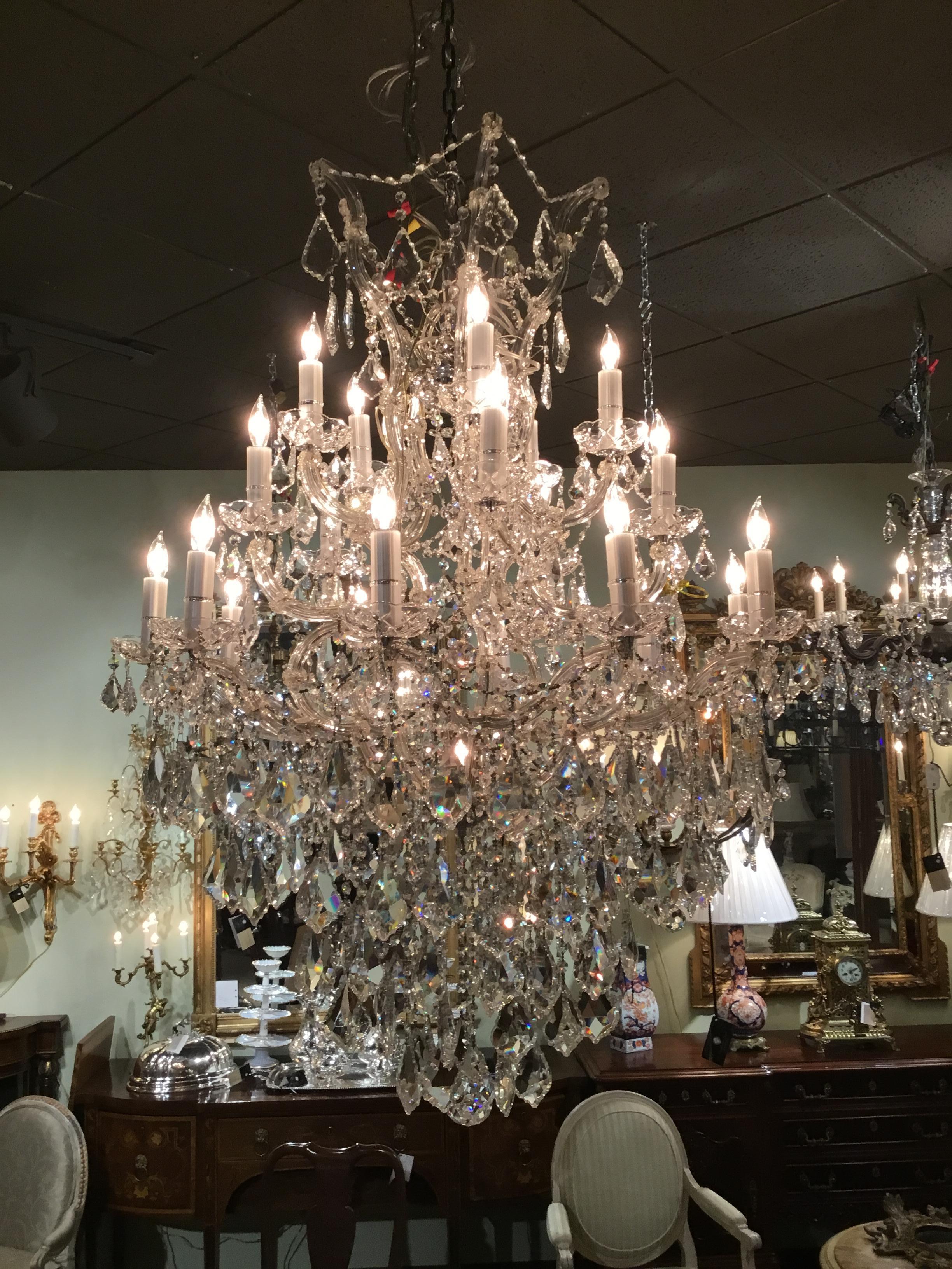 Large 20-Light Crystal French Style Chandelier with Glass Arms 5