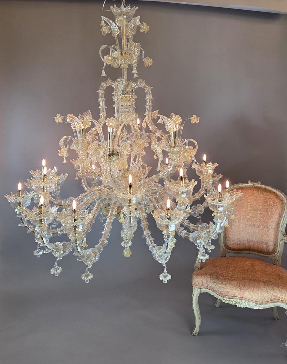 Grande lampadario a 20 luci in vetro di Murano, XX secolo 
