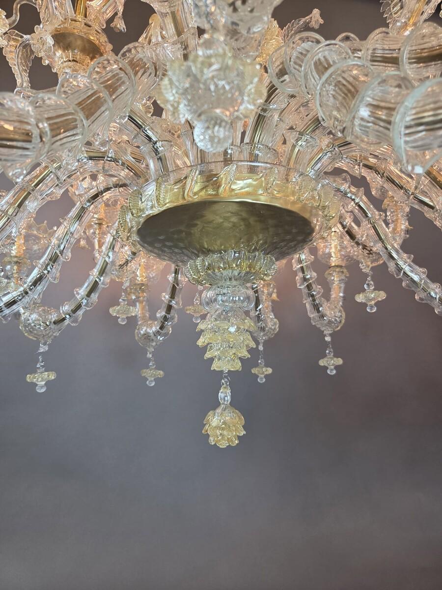 Vetro Grande lampadario a 20 luci in vetro di Murano, XX secolo in vendita