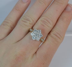 Large 2.00 Carat Diamond and 18 Carat Gold Daisy Cluster Ring