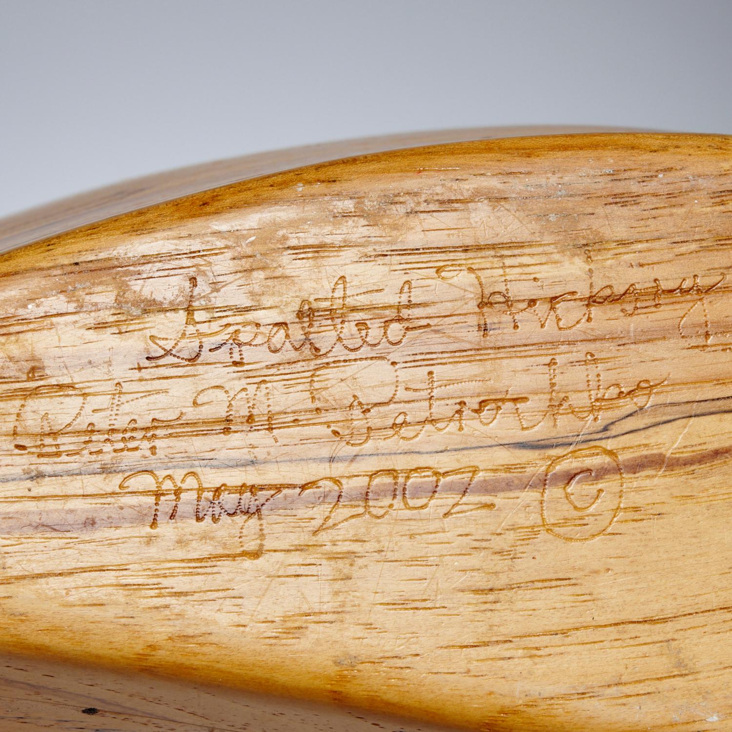 Amorphe Schale aus mehrlagigem Hickory, signiert von Peter Petrochko, 2002 im Zustand „Gut“ im Angebot in Morristown, NJ