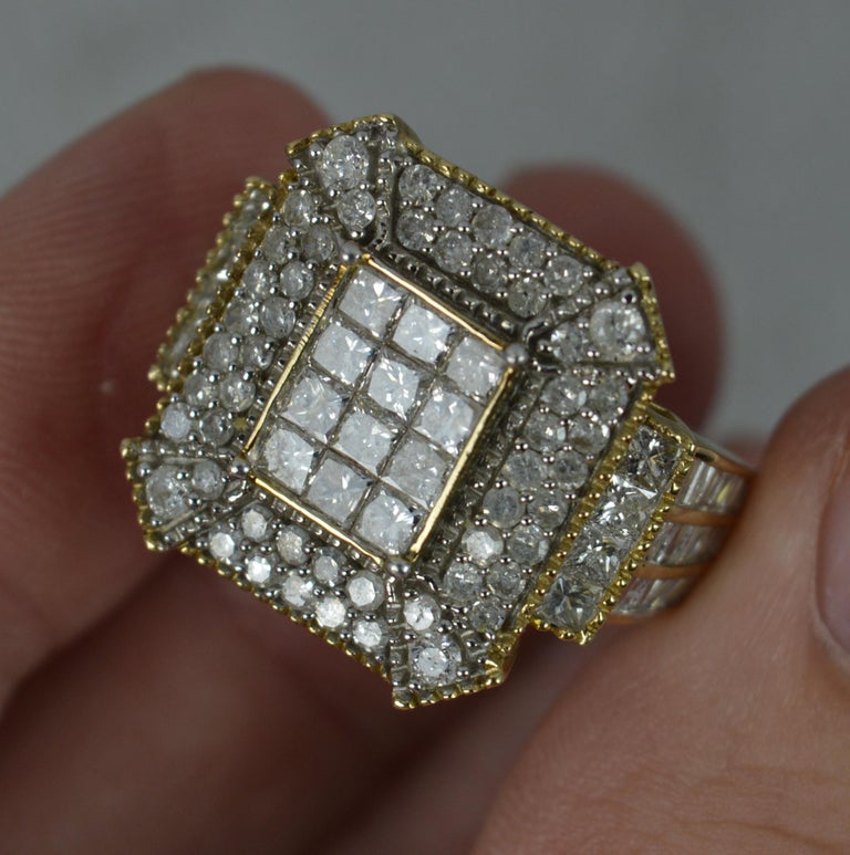 Large 2.00ct Diamond 9ct Gold Cluster Bling Ring 5