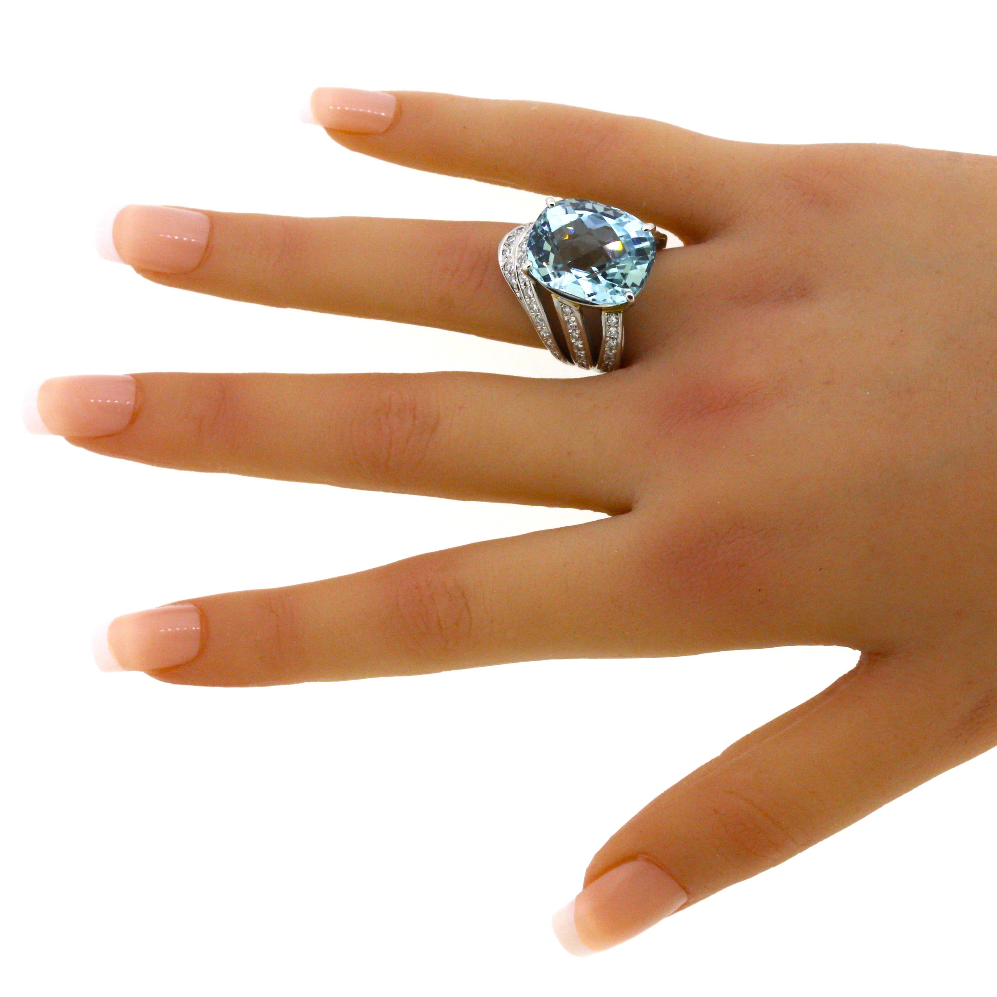 Women's Large 20.10 Carat Aquamarine Diamond Platinum Cocktail Ring For Sale