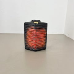 Gran jarrón brutalista de cerámica de 20 cm FAT LAVA Carstens Tönnieshof, Alemania, años 70