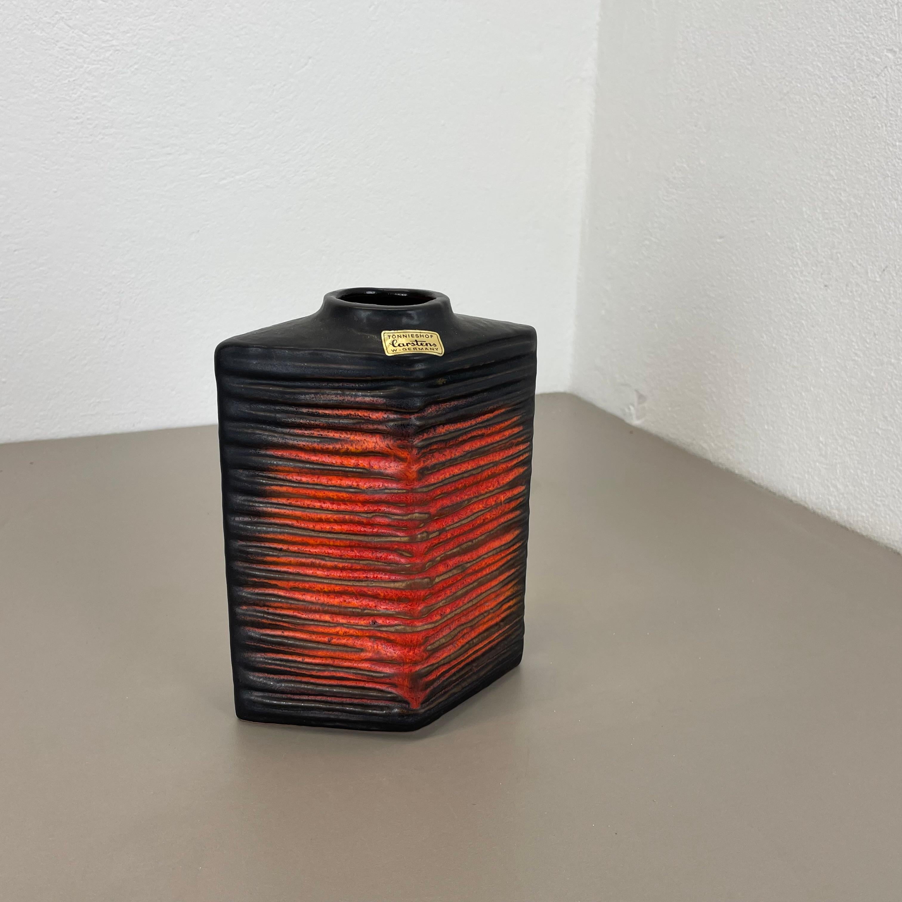 Große brutalistische 20cm Keramikvase FAT LAVA Carstens Tönnieshof, Deutschland, 1970er Jahre (Moderne der Mitte des Jahrhunderts) im Angebot