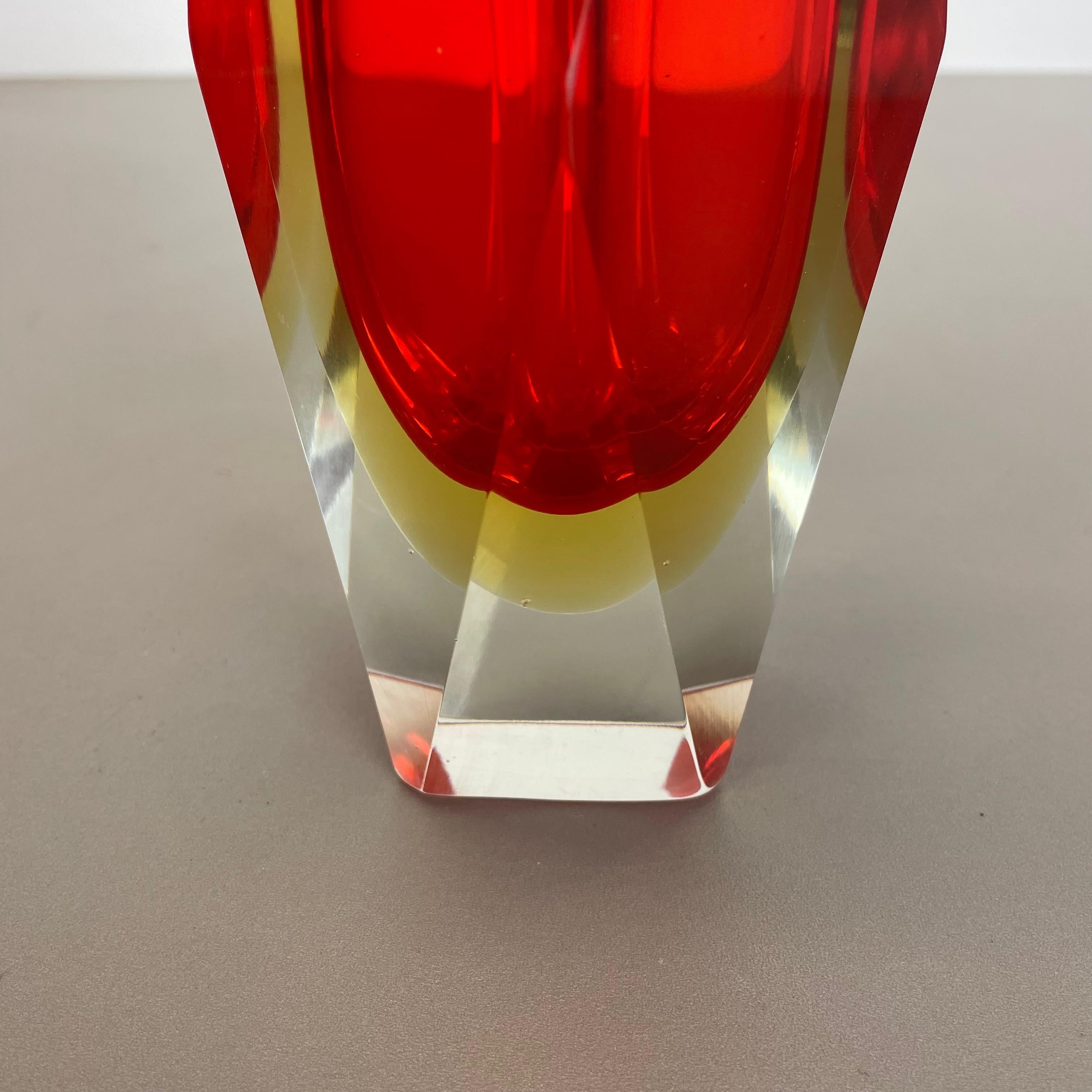 Große rote Murano Glass Sommerso Vase von Flavio Poli zugeschrieben, Italien 1970er Jahre im Angebot 1