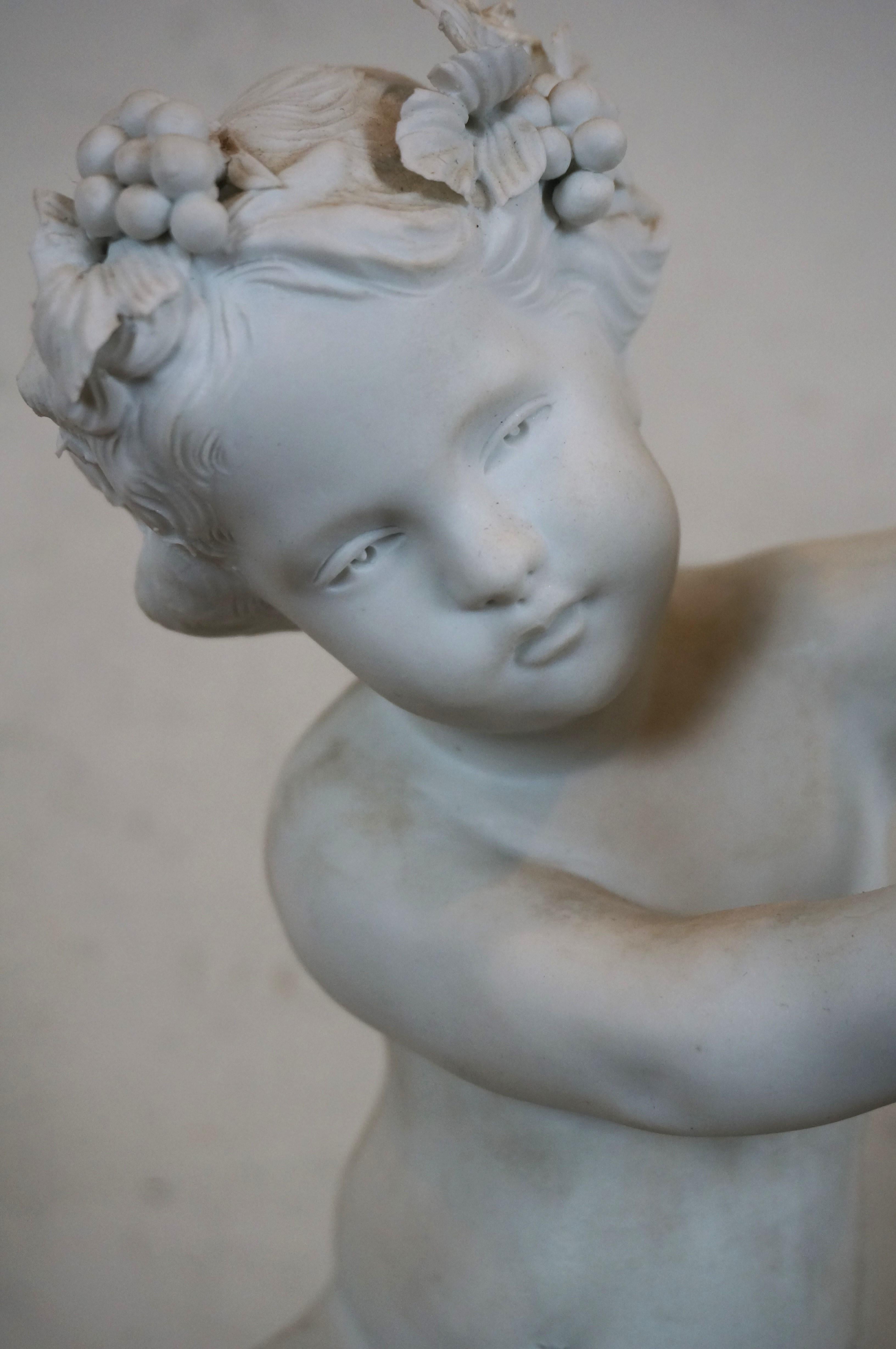 Grande sculpture de Bacchus avec raisins en porcelaine bisque française du 20e siècle par Fagotto 1