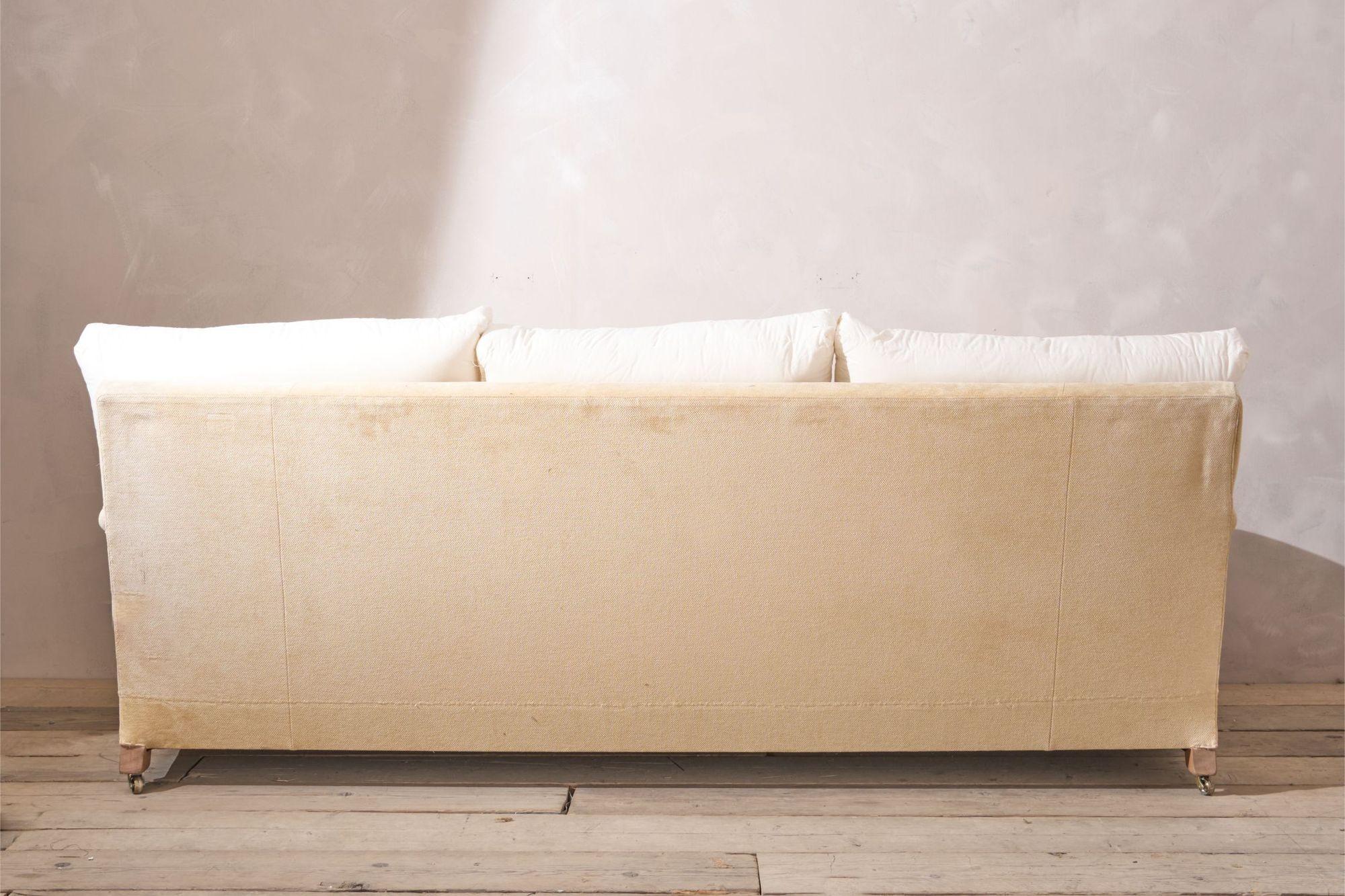 Large 20th century 3 seater sofa in Howard and sons style 2