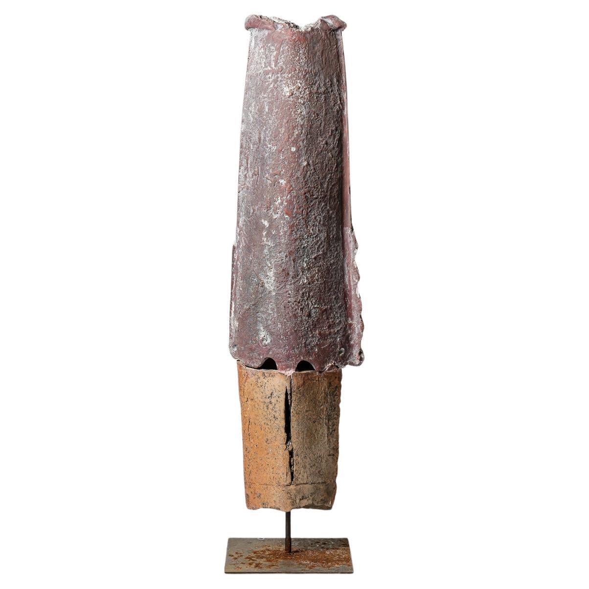 Grande sculpture de masque abstrait en céramique du 20e siècle par Camille Virot 87 cm