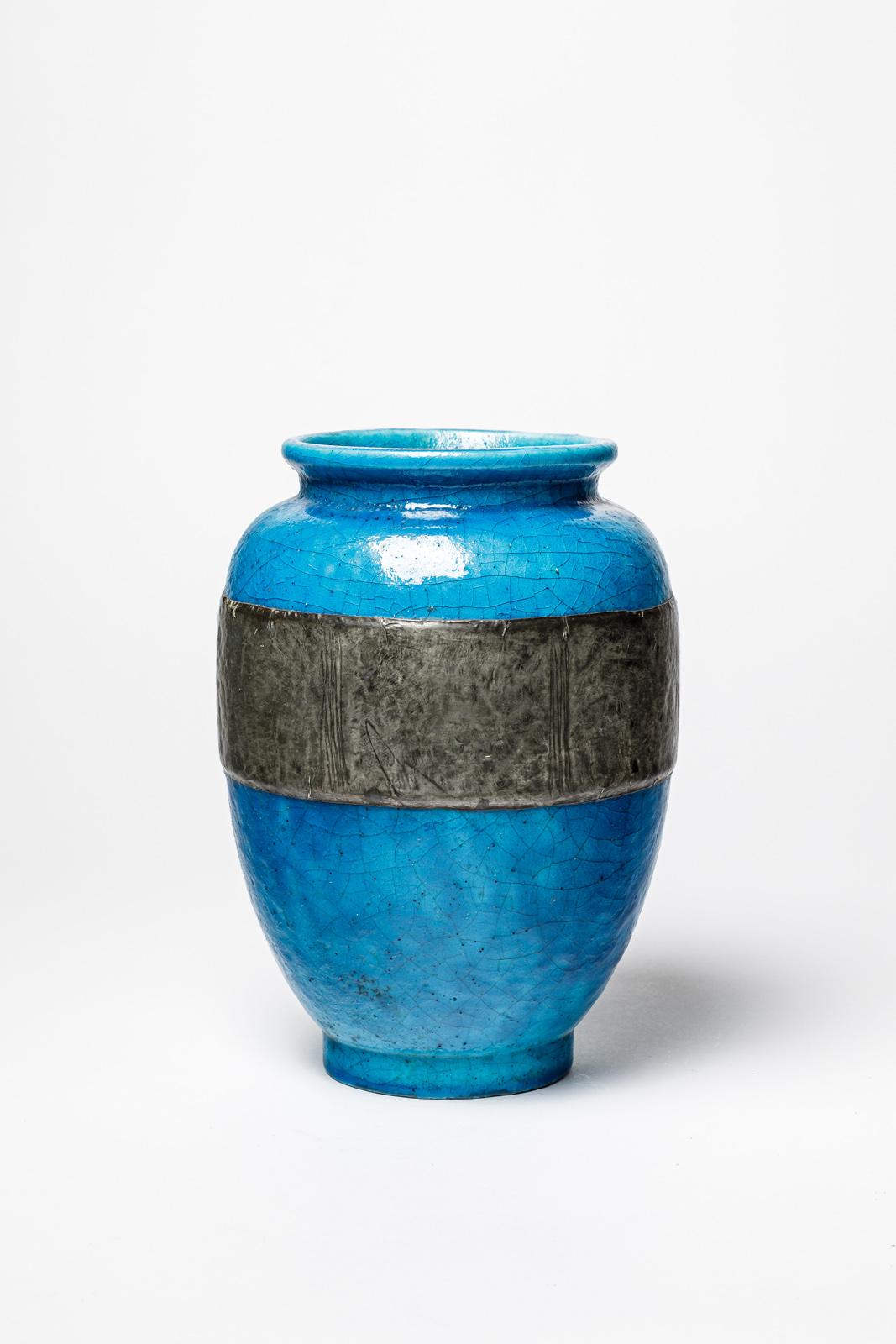 Große blaue Art-Déco-Vase aus Keramik und Metall von Lachenal aus dem 20. Jahrhundert, 28 cm 1930 (Französisch) im Angebot
