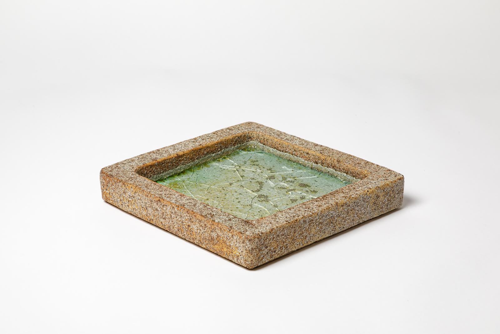 Ceramica Grande piatto o vide poche in ceramica marrone e verde del XX secolo di Annick Lodereau in vendita