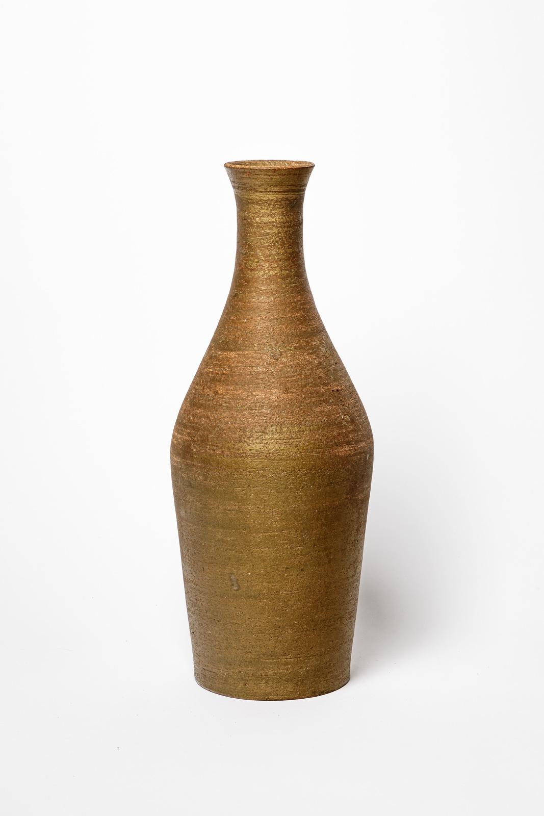 Mid-Century moderno Grande vaso da terra o da tavolo in gres marrone del XX secolo firmato 1950 45 cm in vendita