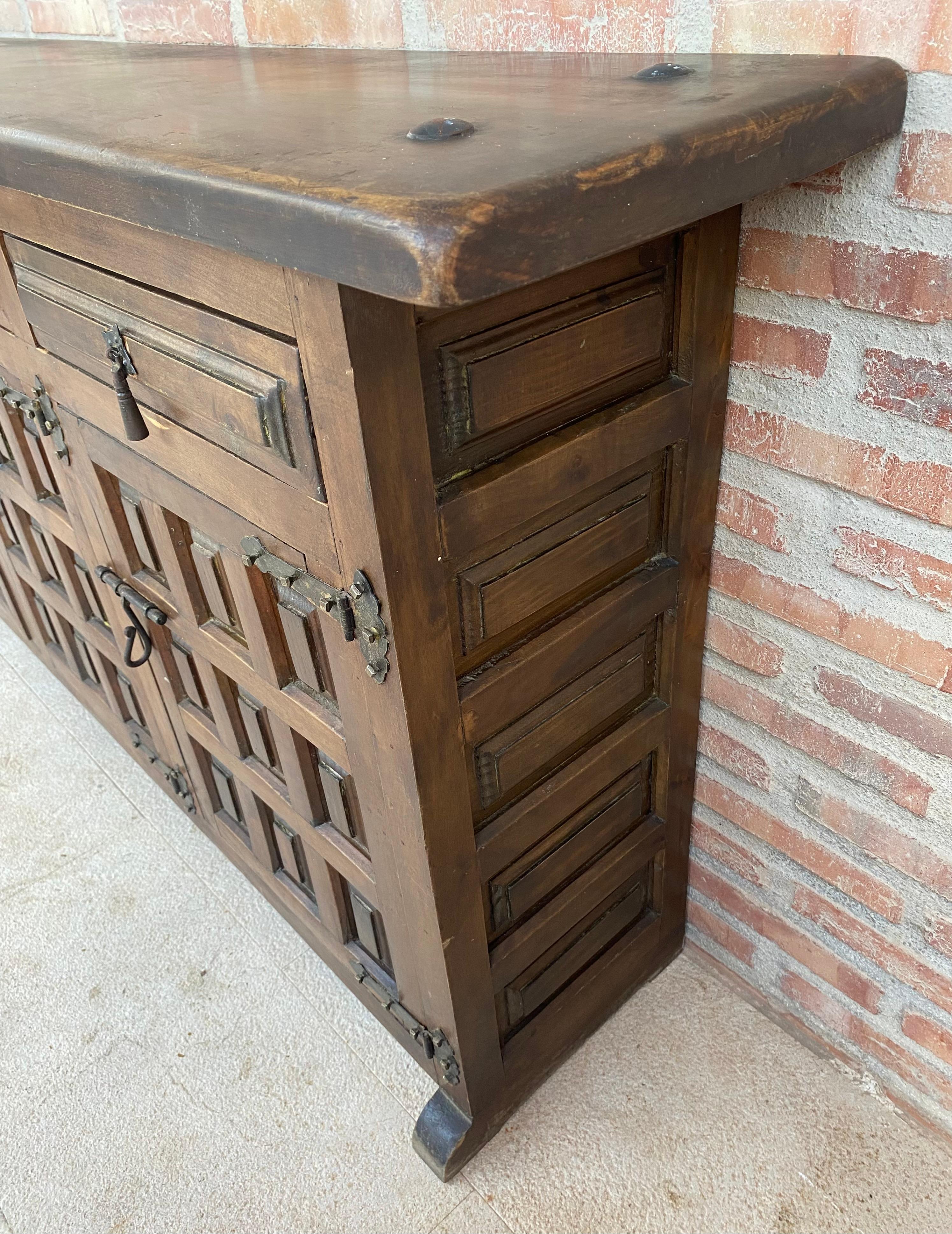 Large 20th Century Catalan Spanish Baroque Carved Walnut Tuscan Credenza or Buff 4
