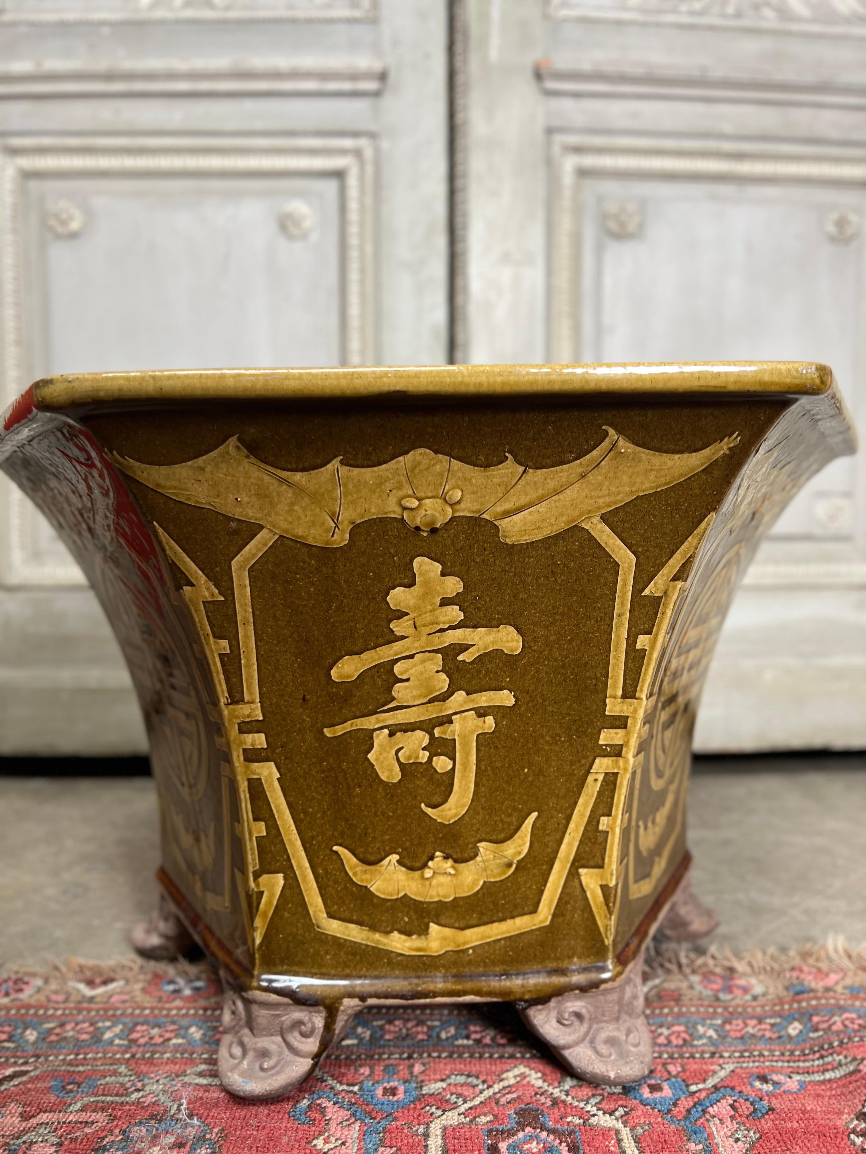 Large 20th Century Chinese Brown and Gold Glazed Earthenware Planter For Sale 1