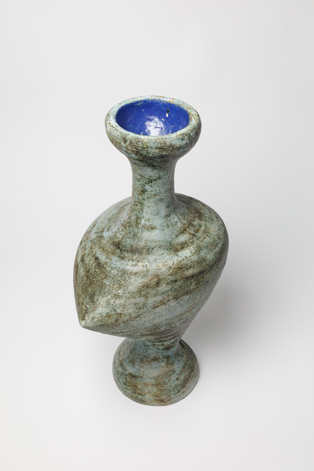 Large 20th century design blue green bird free form ceramic vase by Cl Vilbert in vendita 1