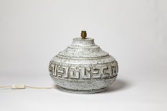 Large 20th century design white grey ceramic table lamp by Huguette Bessone 1950