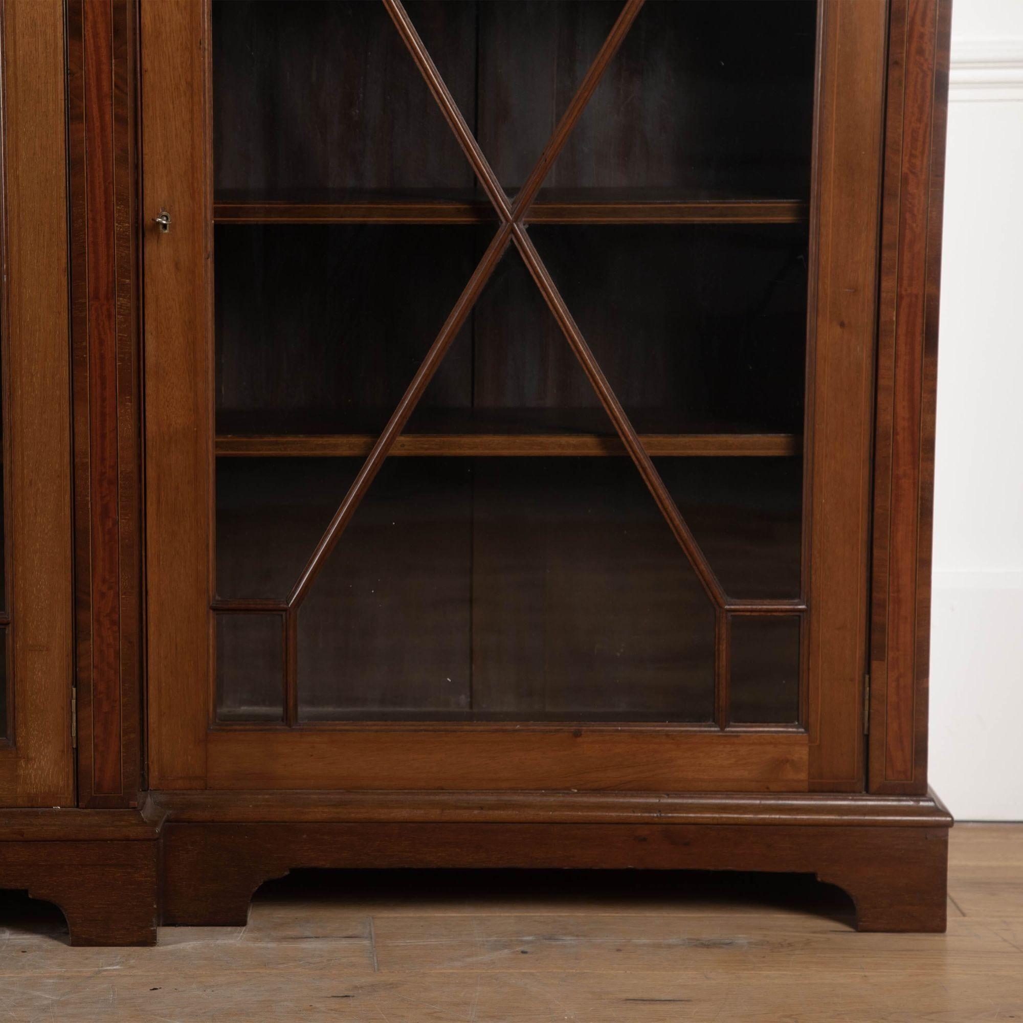 Large 20th Century Edwardian Mahogany Breakfront Bookcase For Sale 6