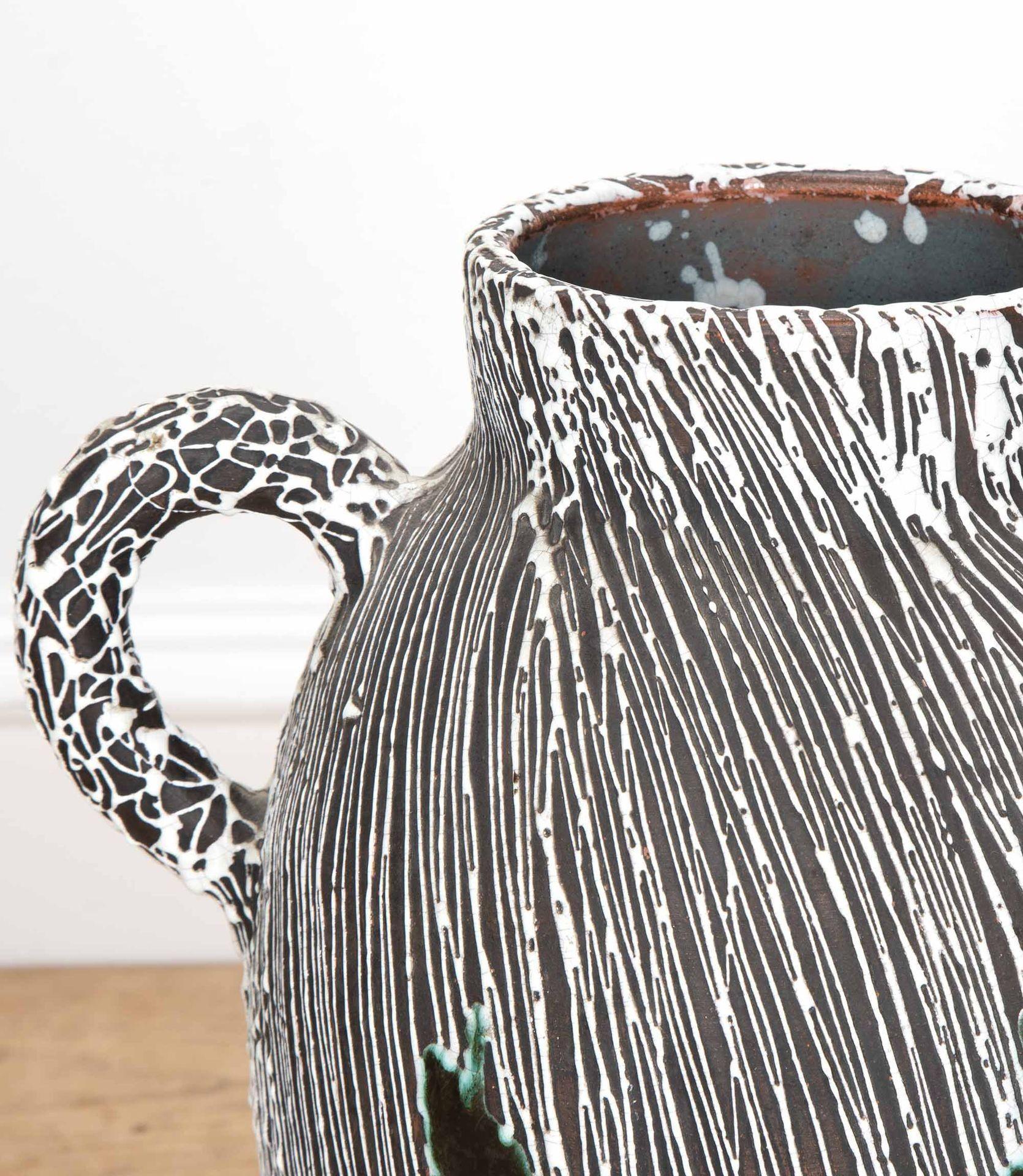 Grand vase Art déco français du 20ème siècle par la Compagnie des Artistes Bordelais en vente 2
