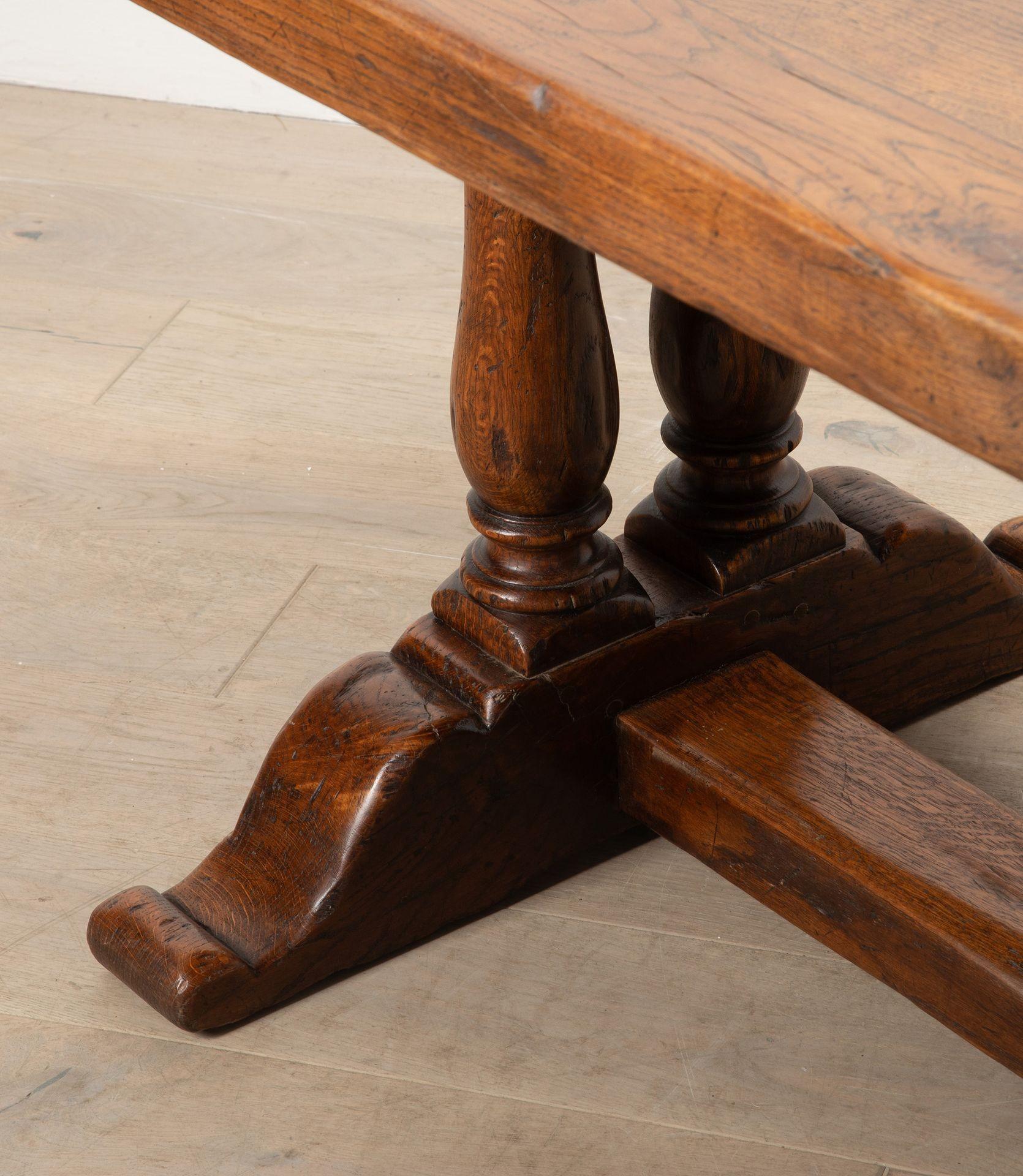 Grande table de réfectoire en Oak français du 20ème siècle en vente 2