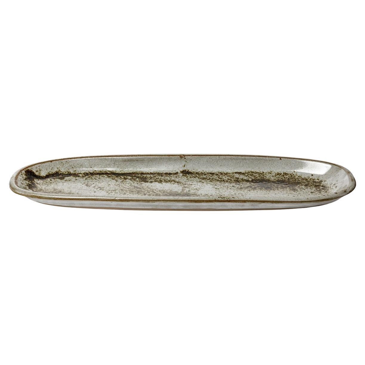 grande piatto decorativo o vide poche in gres grigio del XX secolo di A.I.C. Robert in vendita