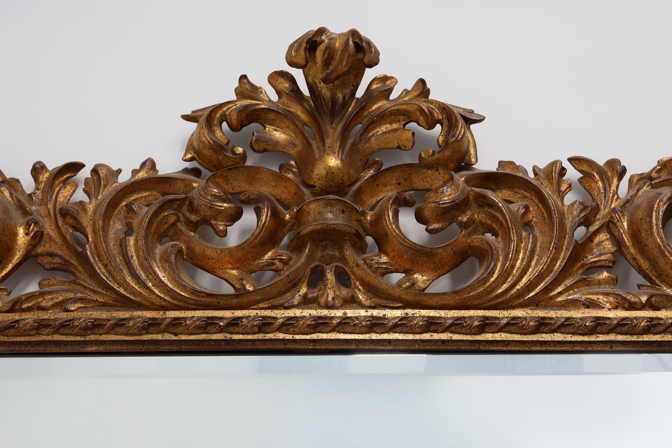 Large 20th Century Italian Baroque style richly decorated wall mirror In Good Condition For Sale In Meulebeke, BE