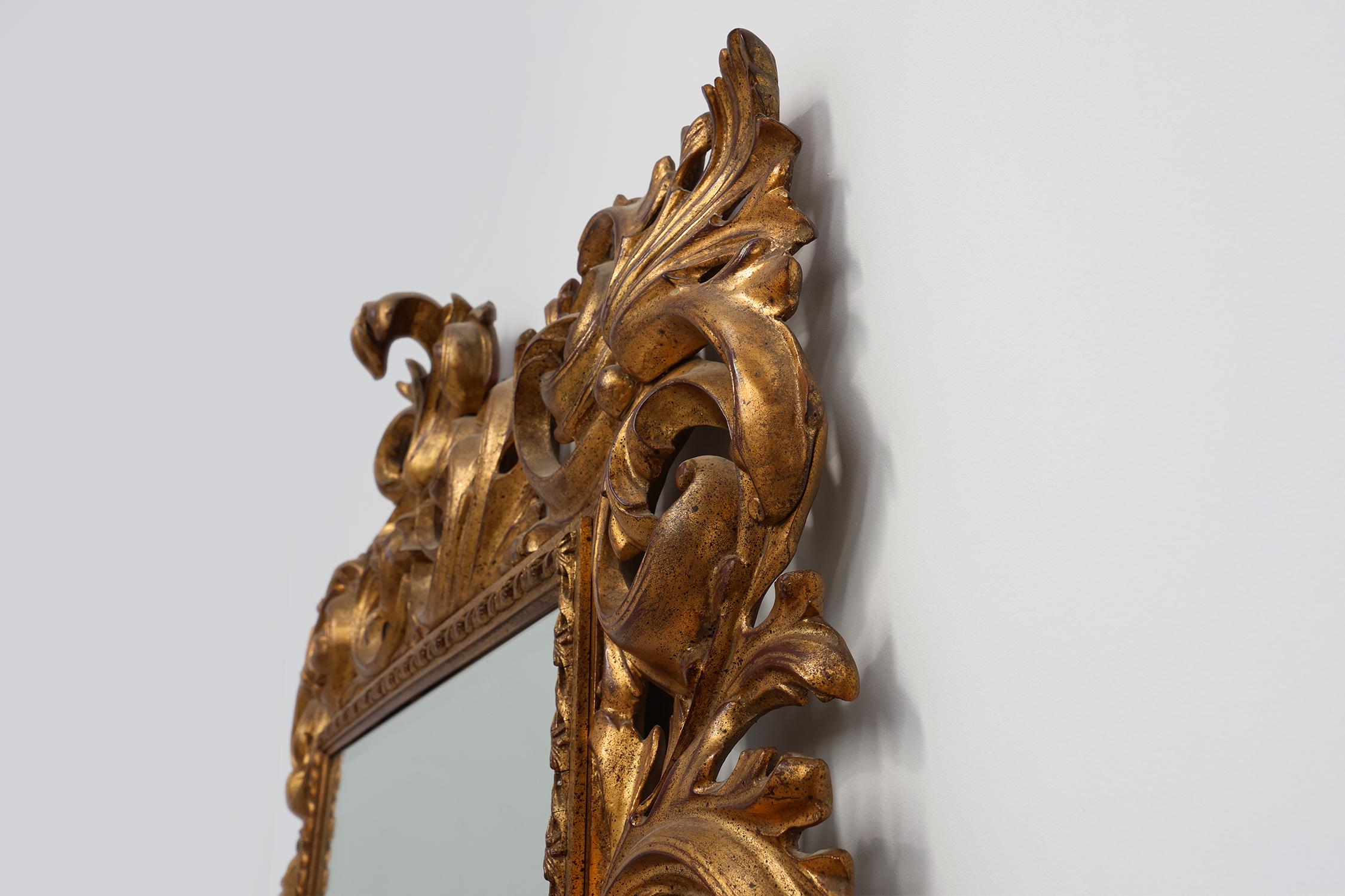 Large 20th Century Italian Baroque style richly decorated wall mirror For Sale 3