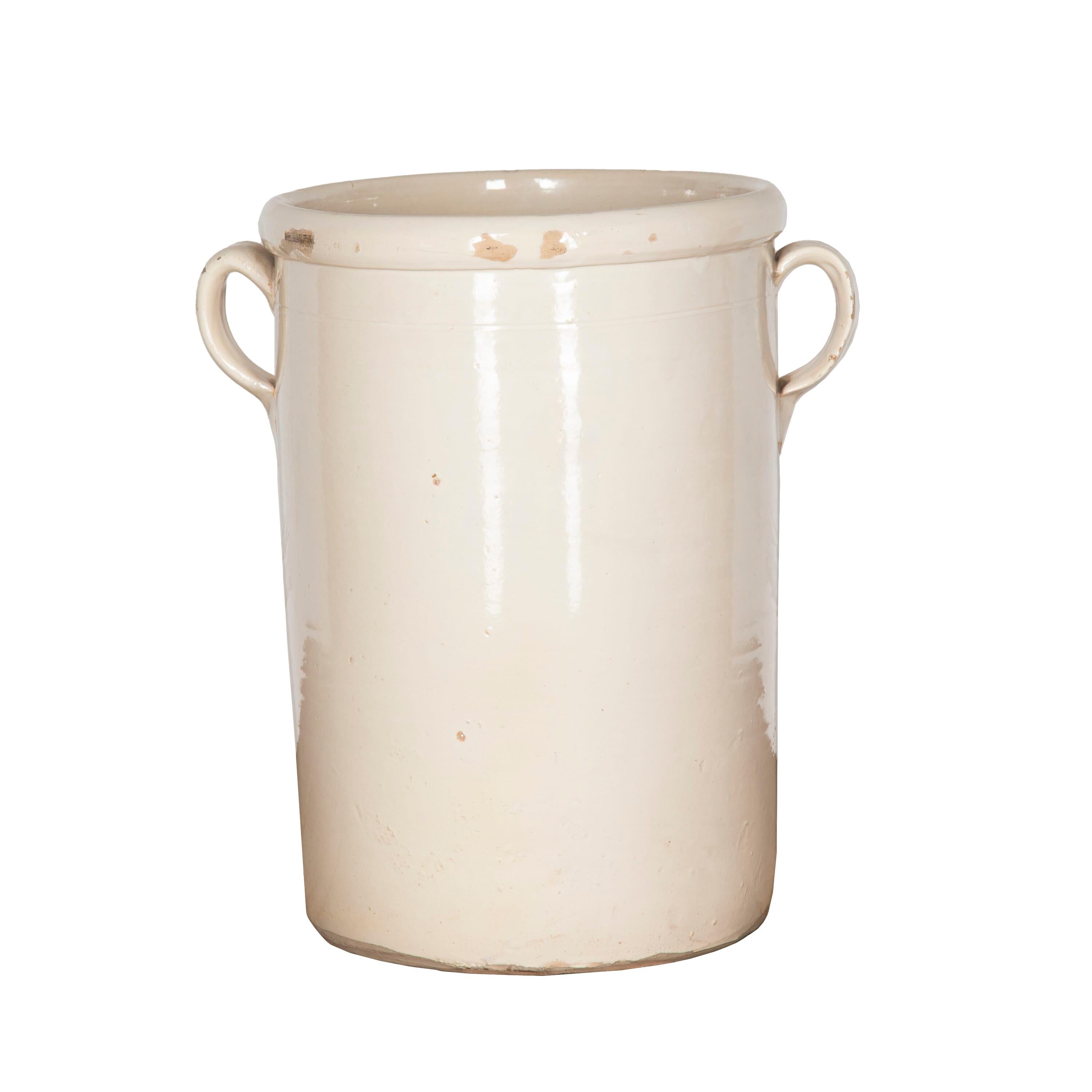 Extra large 20th century Italian confit pot.
Featuring two petite handles and a glazed exterior.
