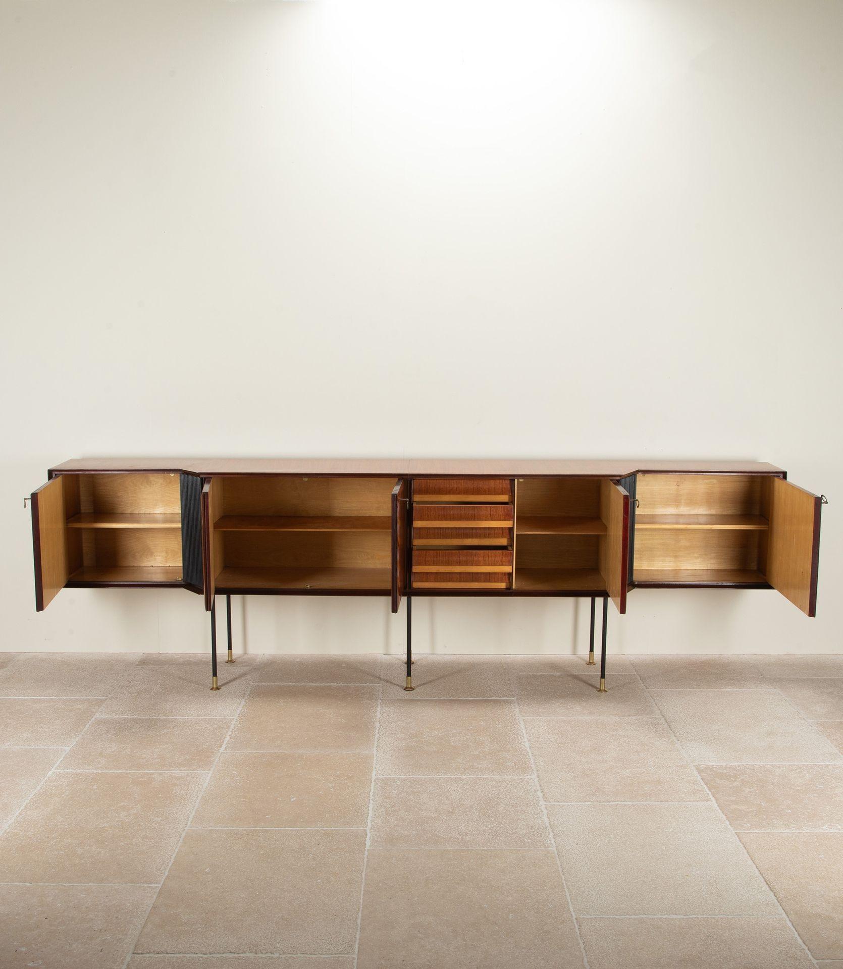 Large 20th Century Italian Sideboard by Dassi For Sale 7
