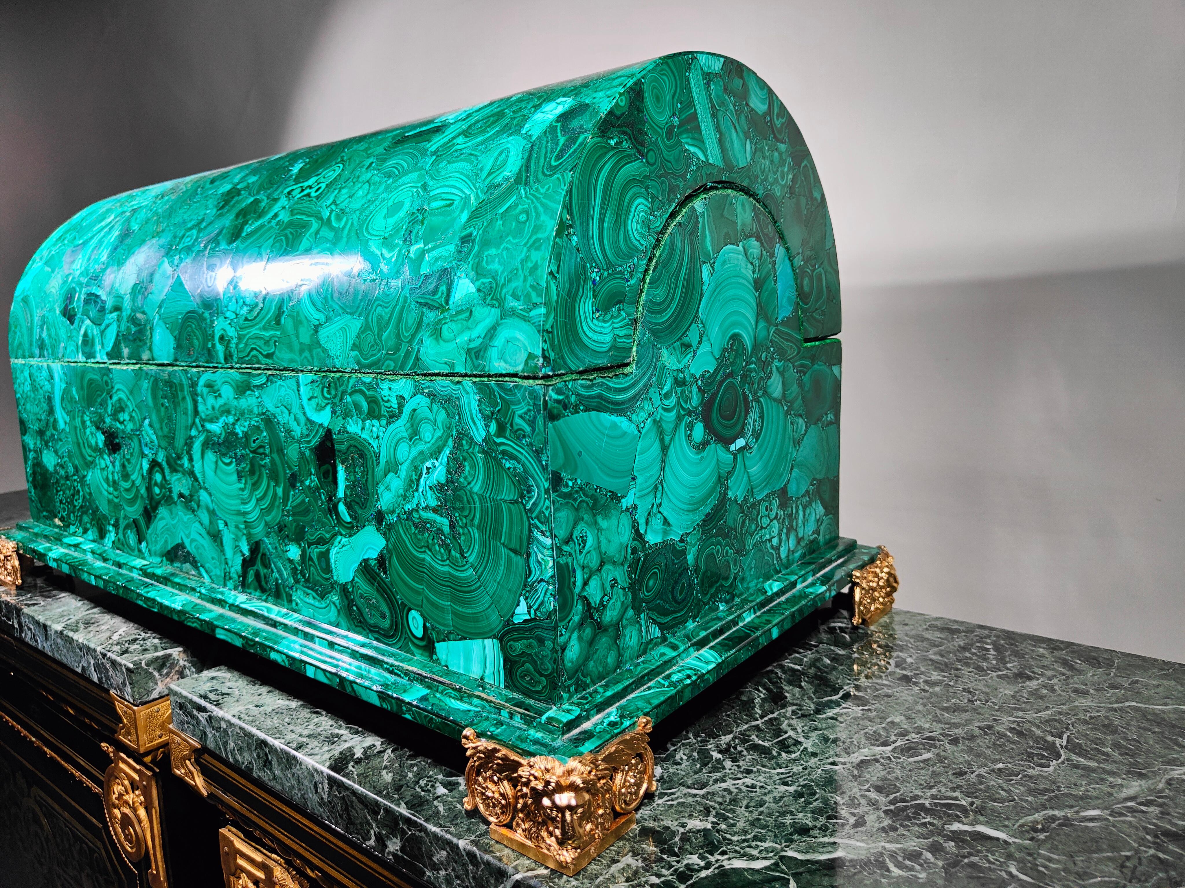 Large 20th Century Malachite Box 70 x 40 x 33 cm For Sale 9