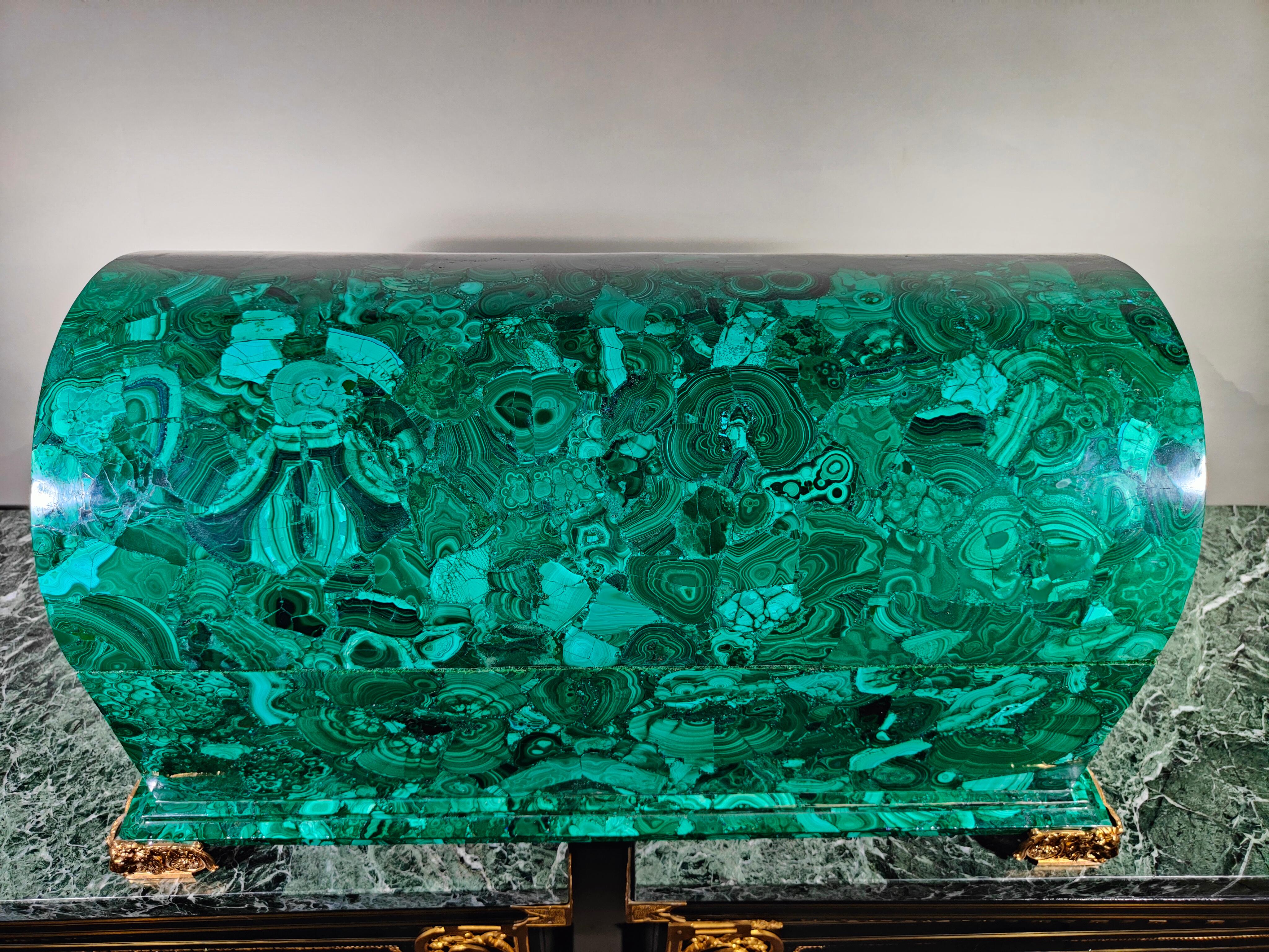 Large 20th Century Malachite Box 70 x 40 x 33 cm For Sale 10