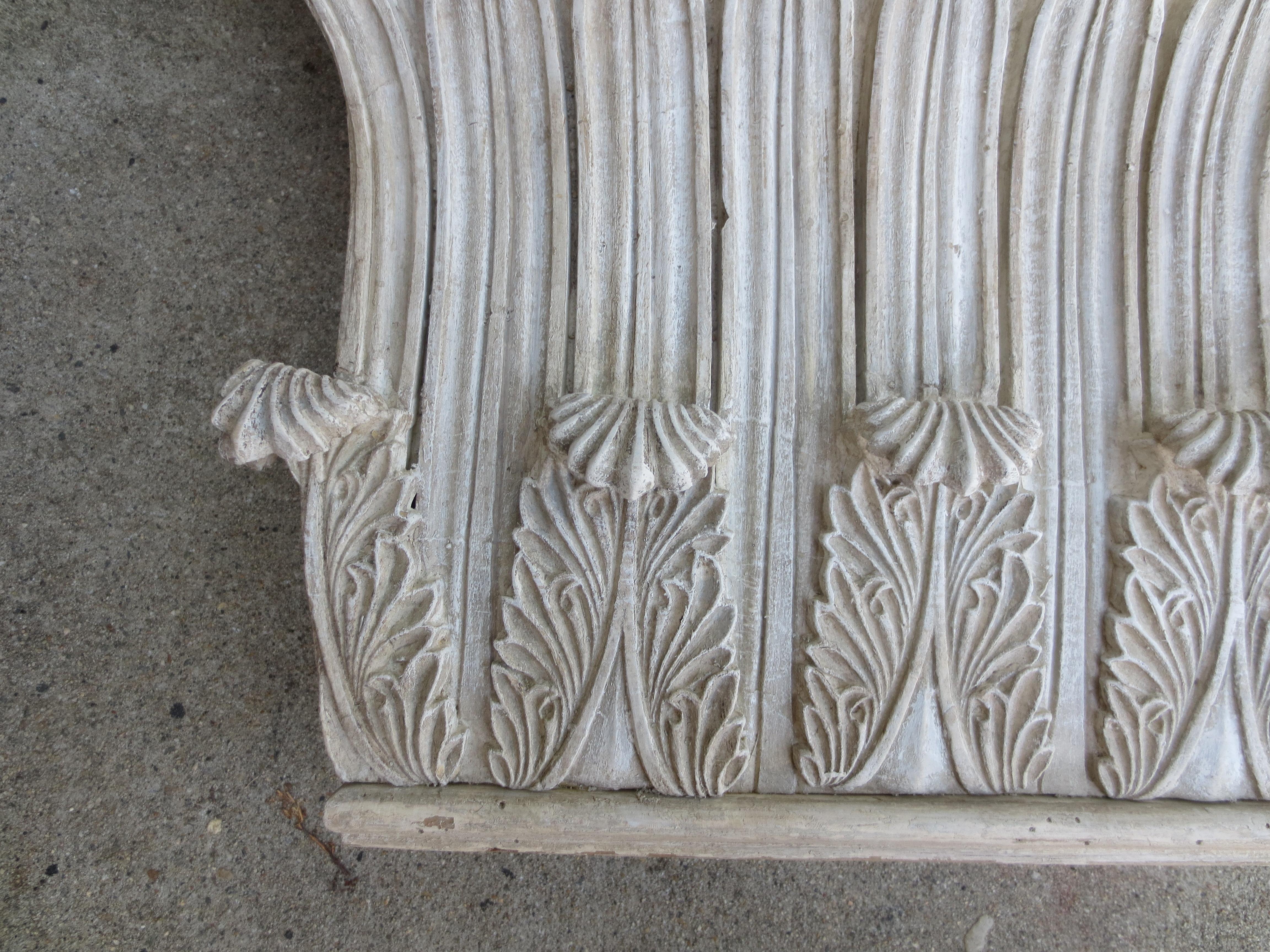 Wood Large 20th Century Neoclassical Bracket For Sale