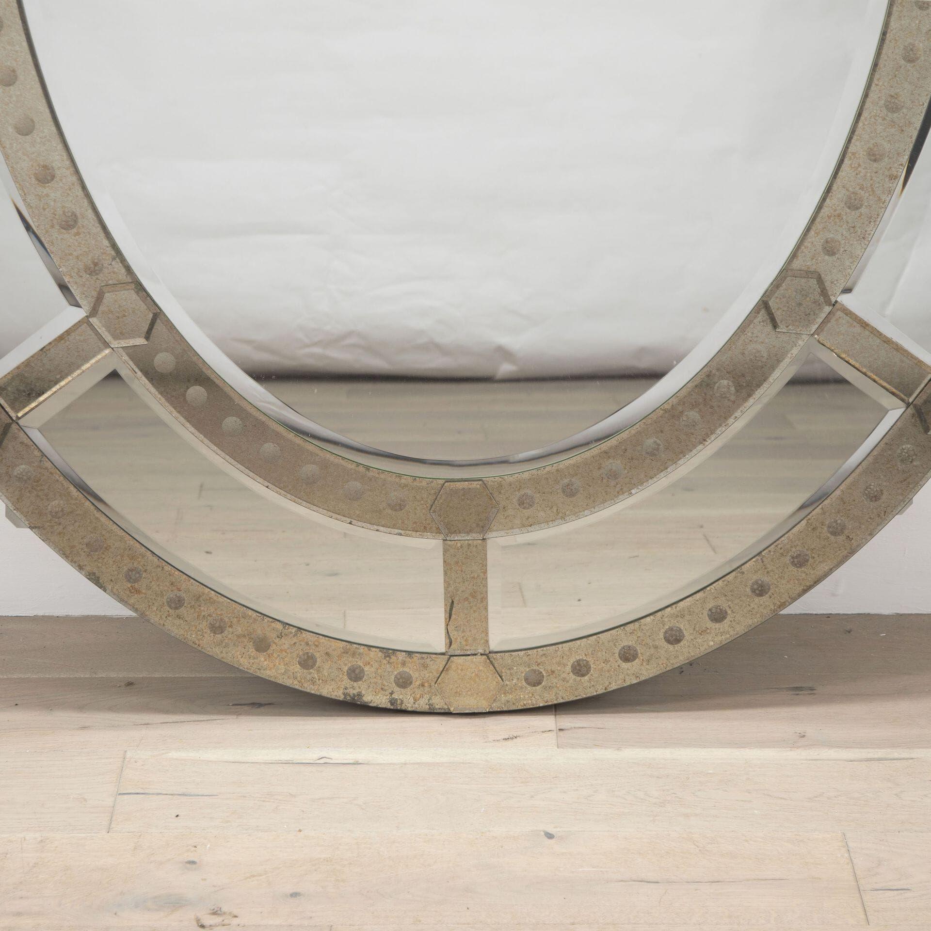 Large 20th Century Oval Mirror For Sale 1